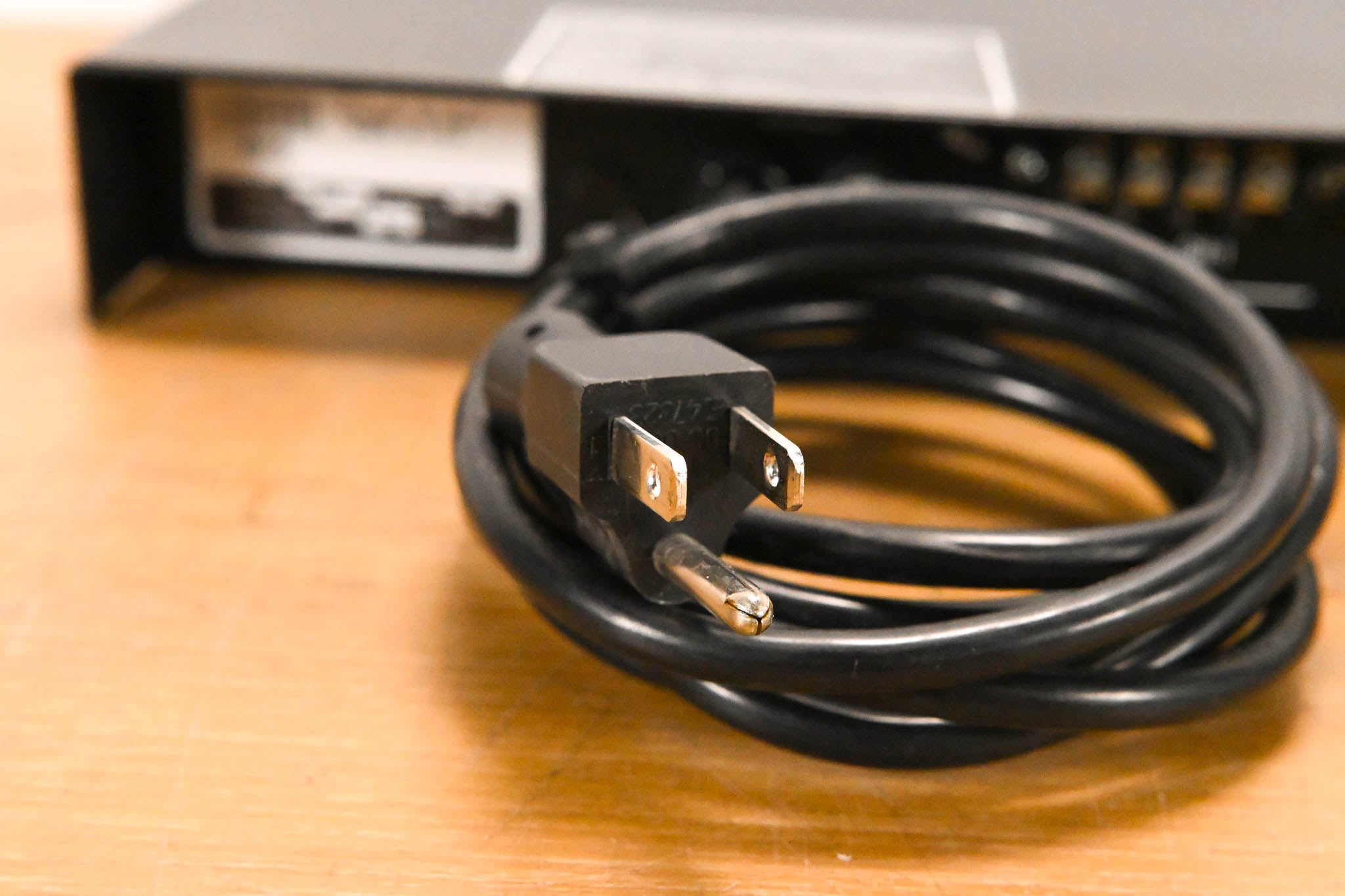 Crown D-75A 2-Channel Power Amplifier