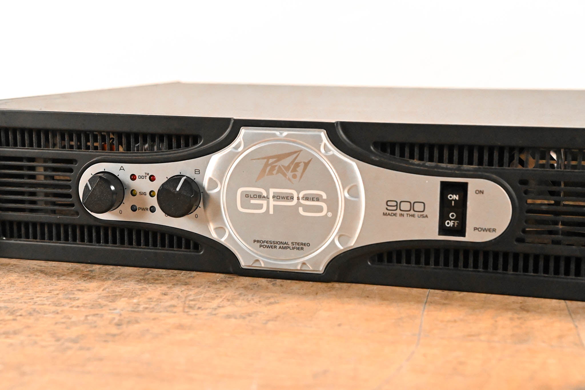 Peavey GPS 900 Professional Stereo Power Amplifier
