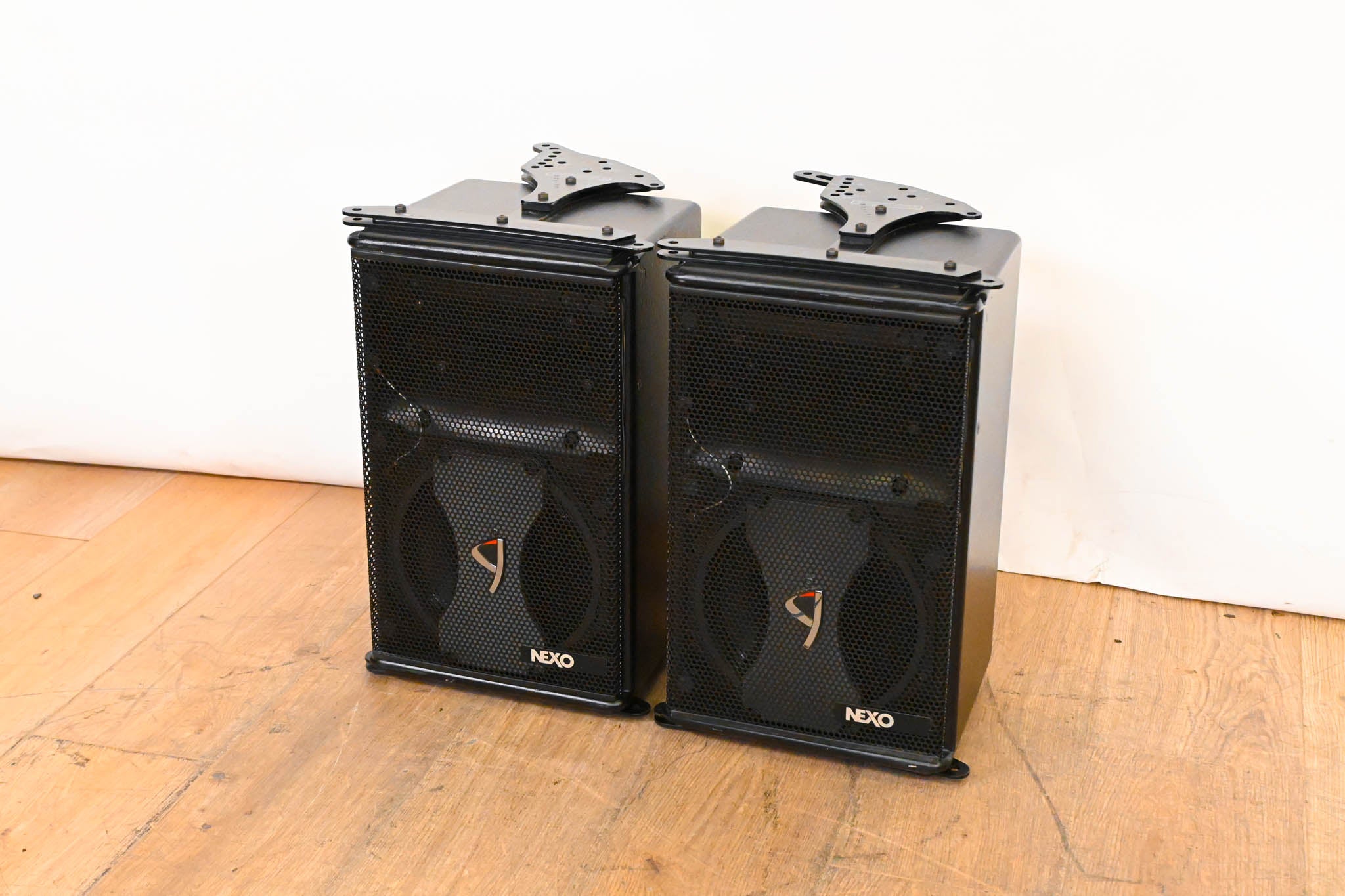 NEXO GEO S805 Compact High-Output Array Module (PAIR)