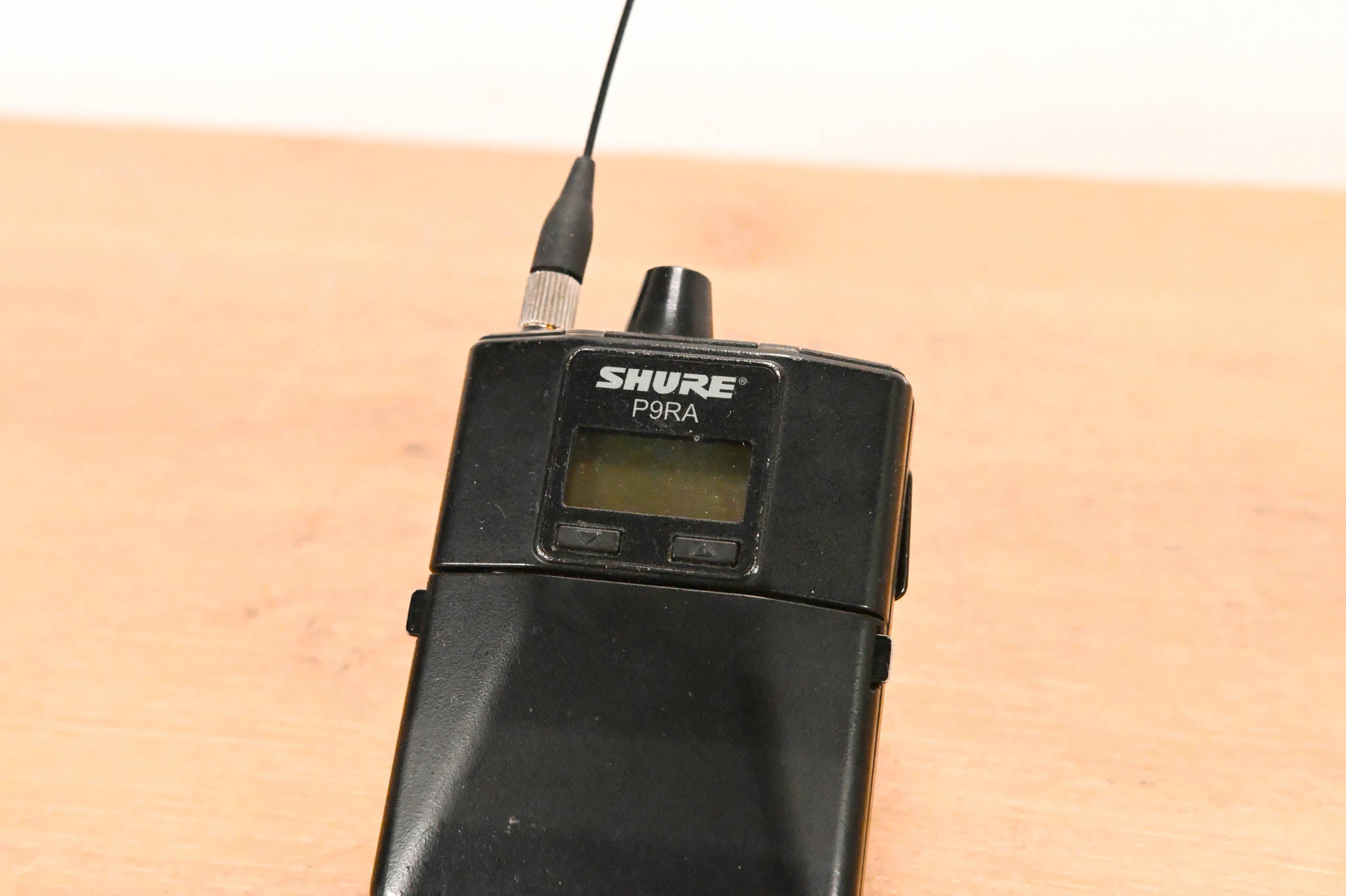 Shure P9RA-K1 Wireless Bodypack Receiver - K1 Band: 596-632 MHz