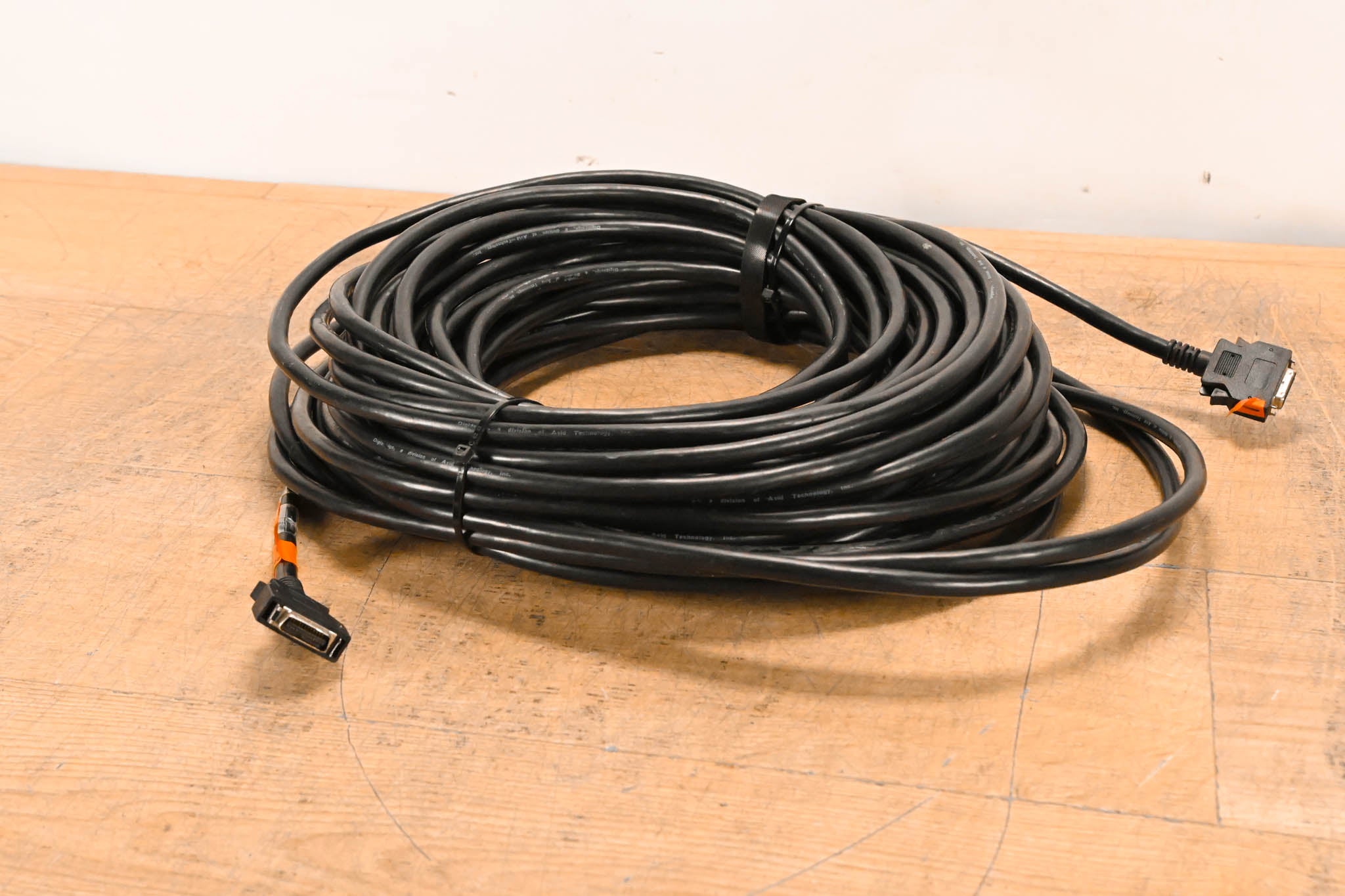 AVID DigiLink Cable - 100 ft / 30.48 m
