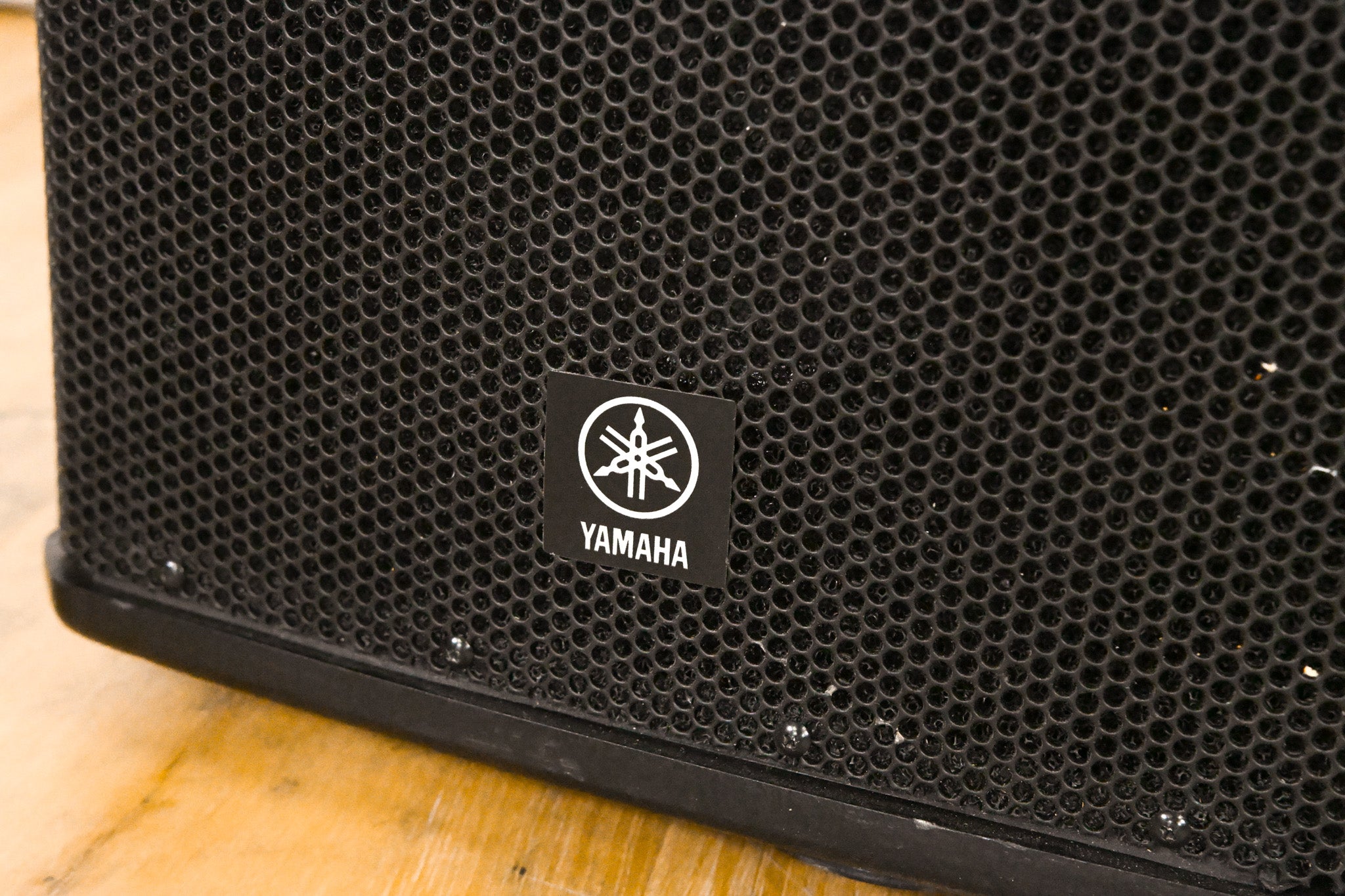 Yamaha IF2208 Dual 8" 2-Way Full-Range Loudspeaker