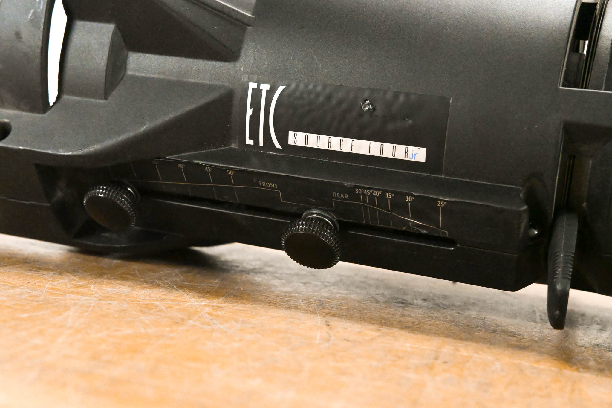 ETC Source Four Jr 25-50 Degree Zoom 575 Ellipsoidal Light