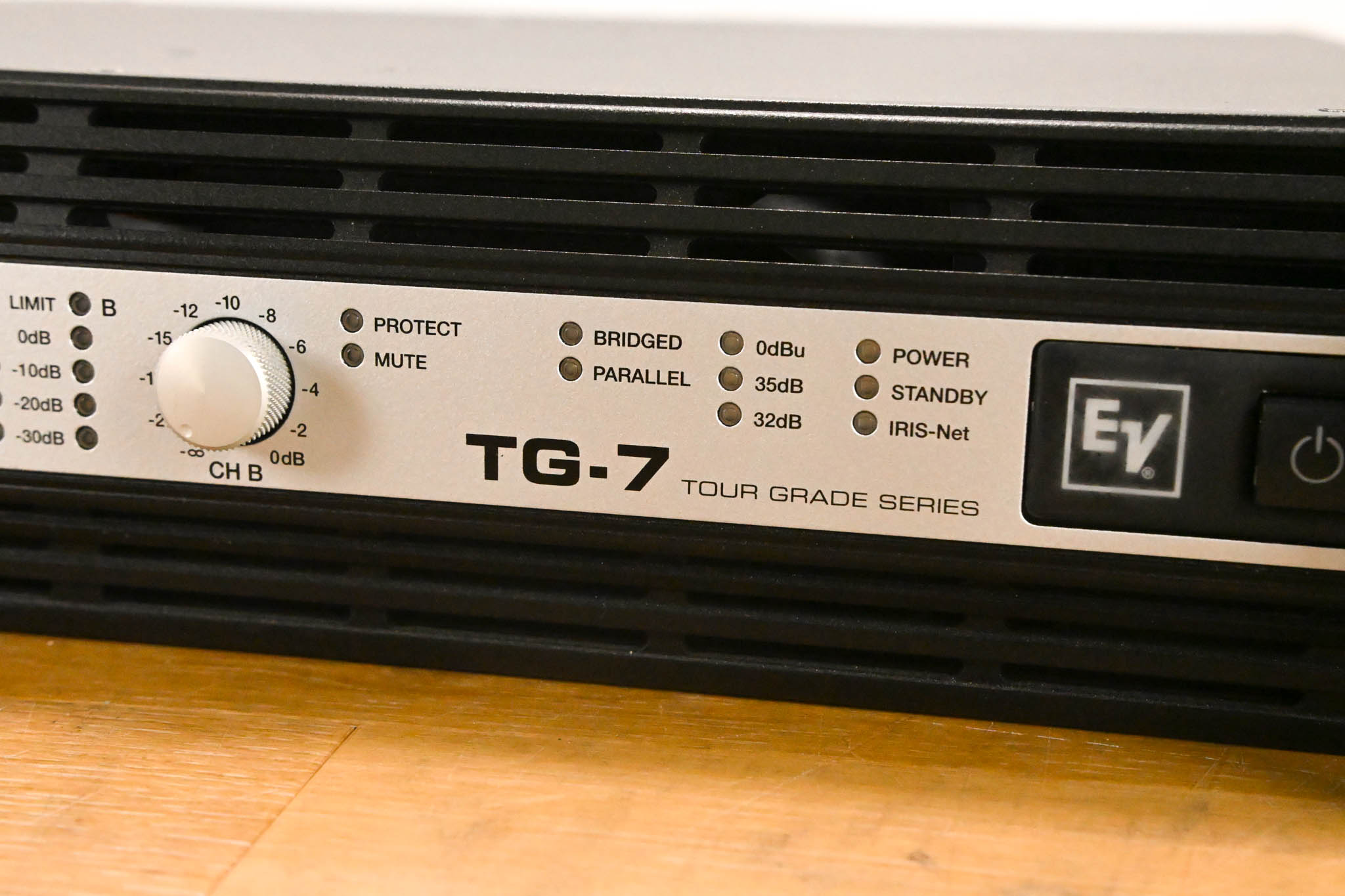 Electro-Voice (EV) TG-7 Tour-Grade Stereo Power Amplifier