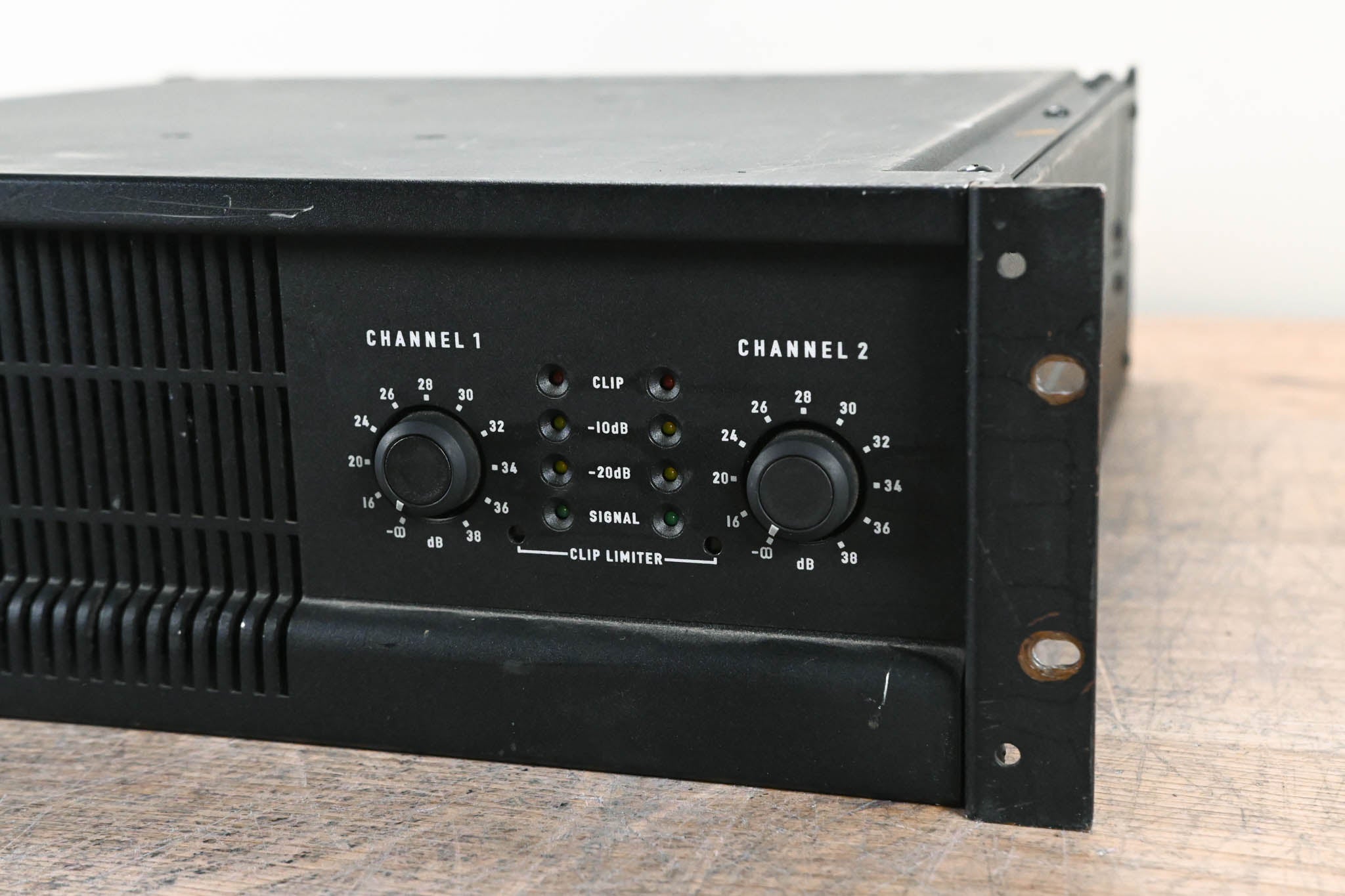 QSC PowerLight 4.0 2-Channel Power Amplifier