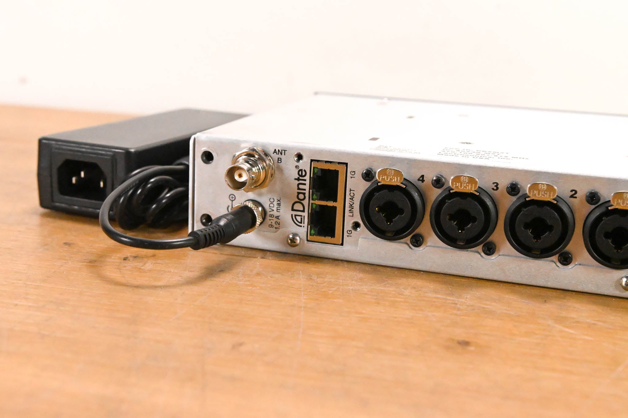 Lectrosonics Duet M2T/M2Ra IEM/IFB System - 470-608 MHz