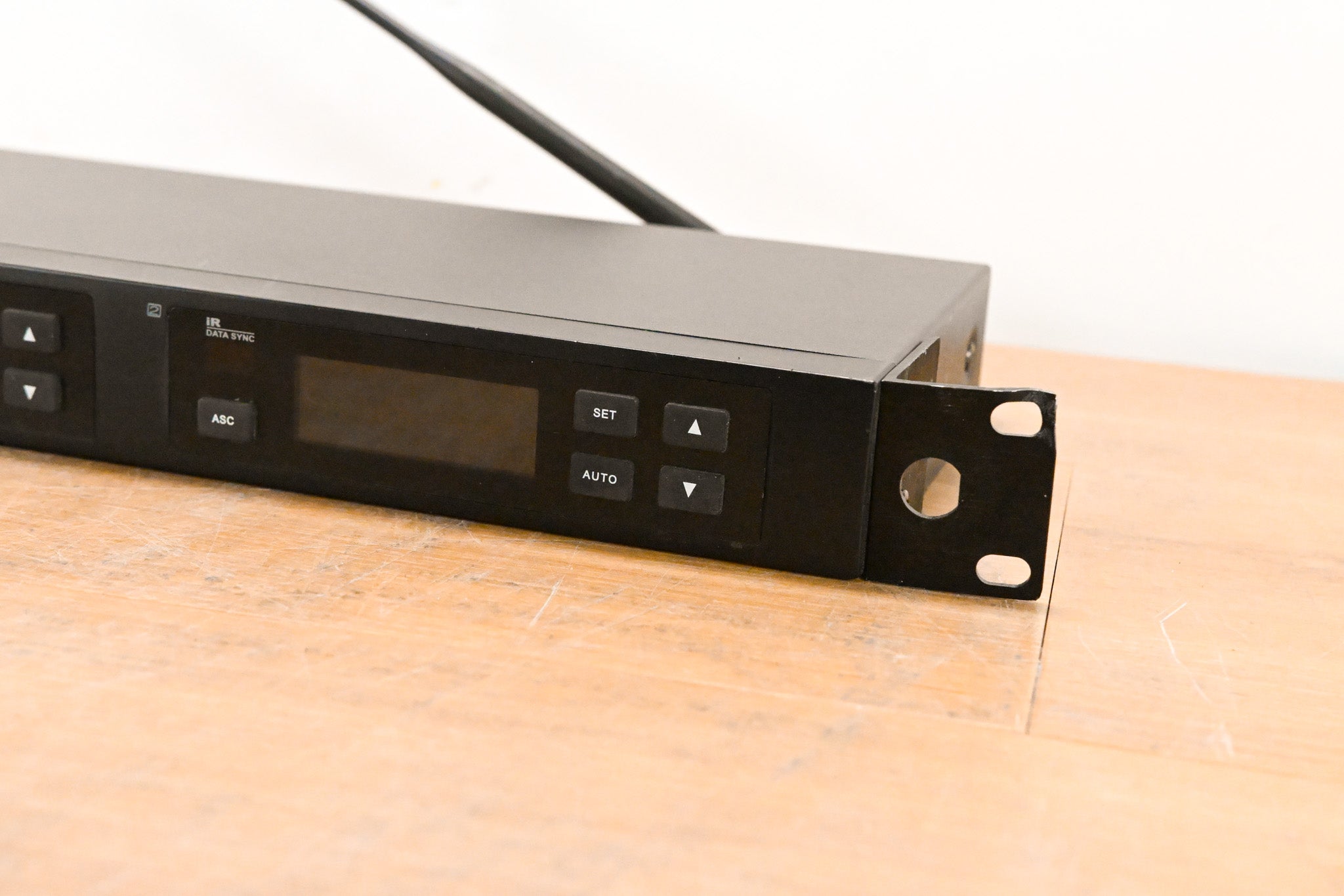 Airwave Technologies AT-4200 Wireless Receiver: 514-542 MHz (NO PSU)