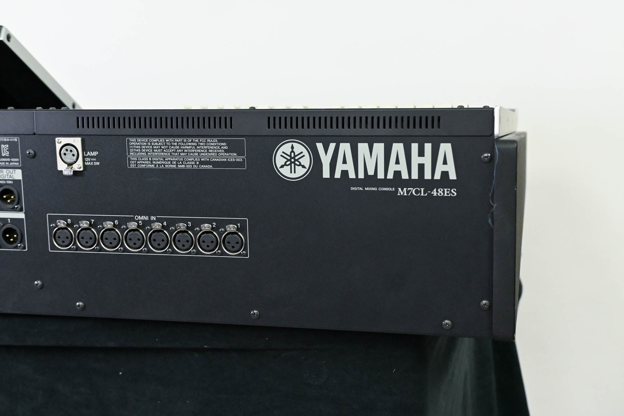 Yamaha M7CL-48ES 48-Channel EtherSound Digital Audio Mixer