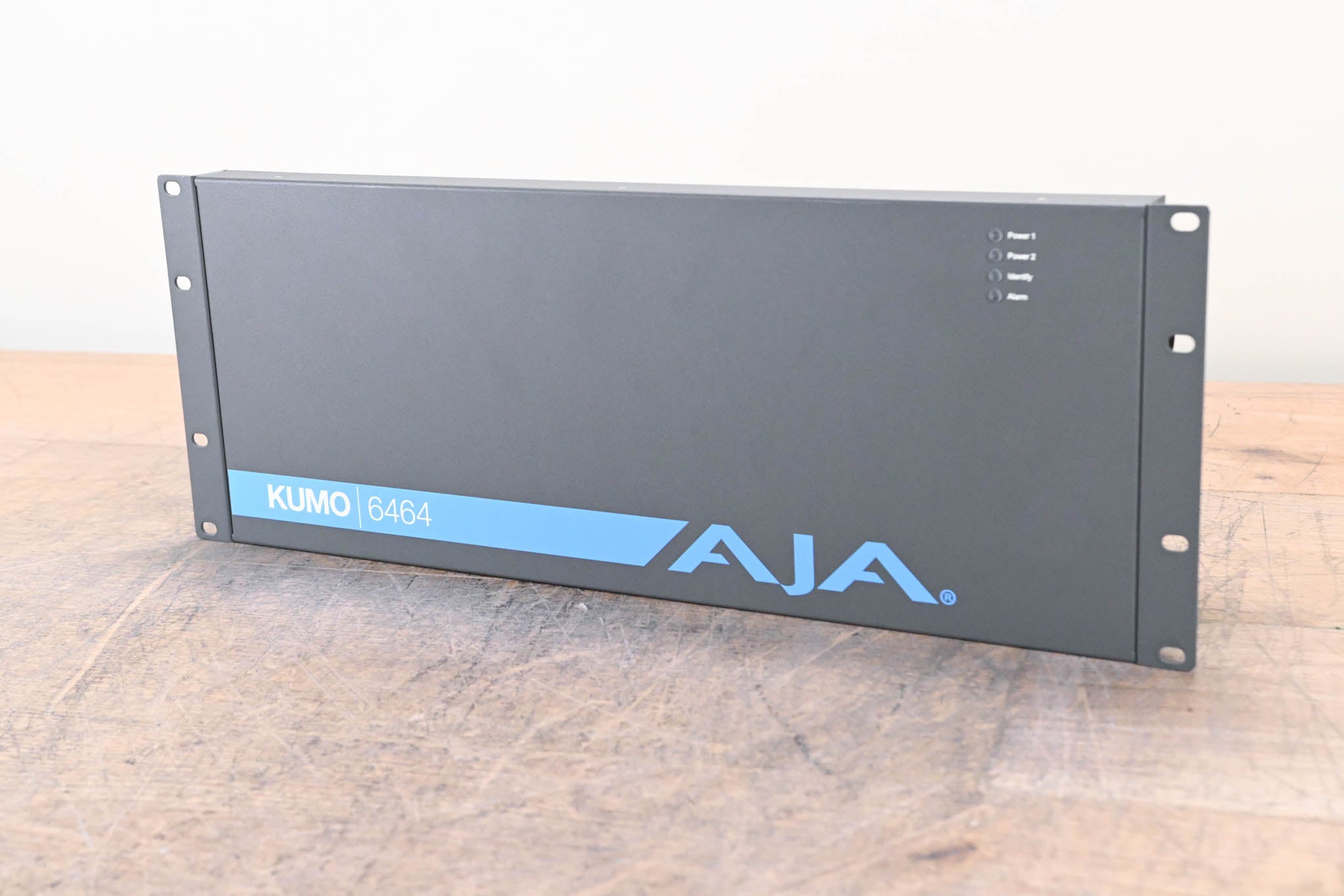 AJA KUMO 6464 Compact 64x64 3G-SDI Router