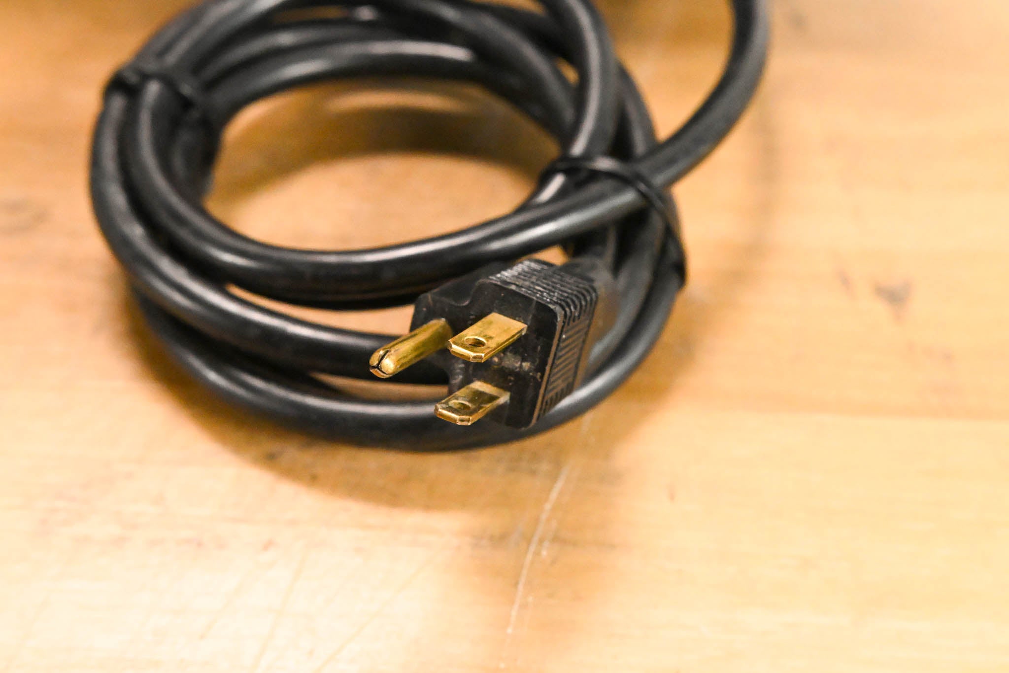 QSC USA 1300 2-Channel Power Amplifier