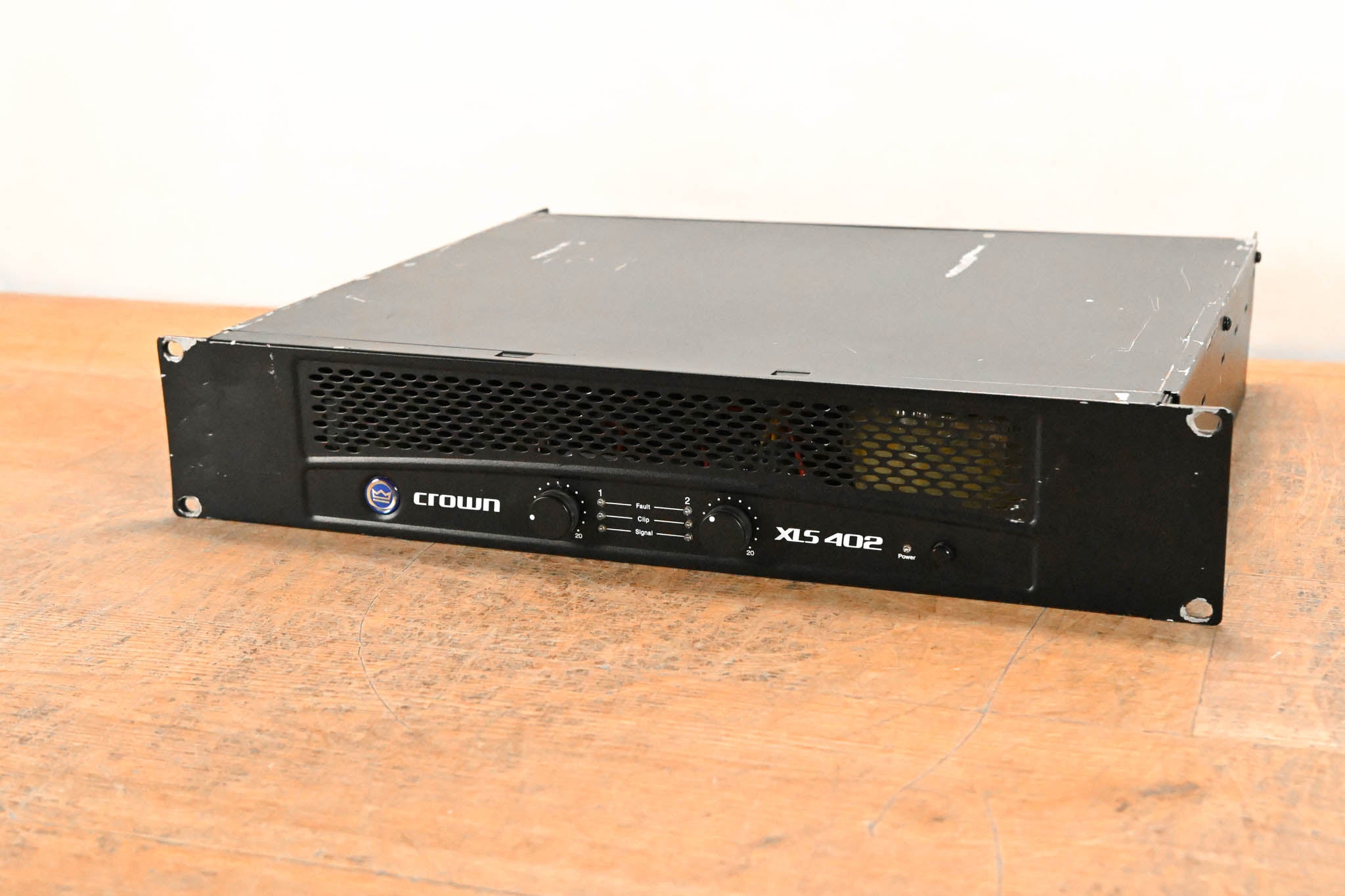 Crown XLS 402 2-Channel Power Amplifier