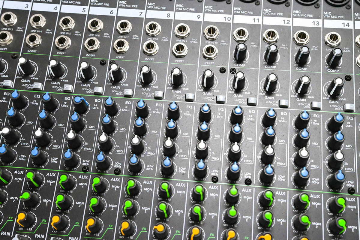 Mackie ProFX22v2 22-Channel Audio Mixer with USB and Effects