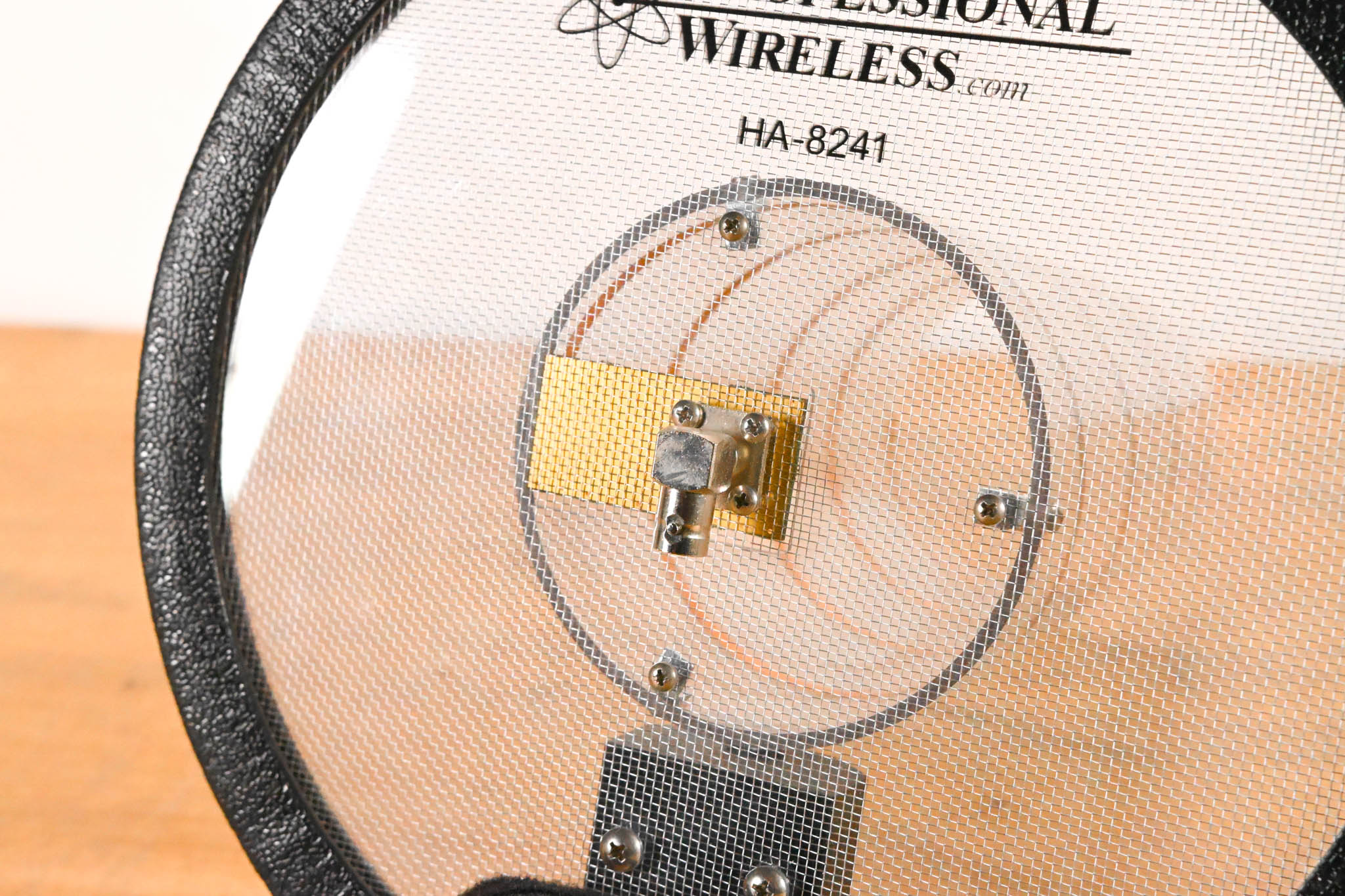 Professional Wireless HA-8241 Helical Antenna 944-952MHz