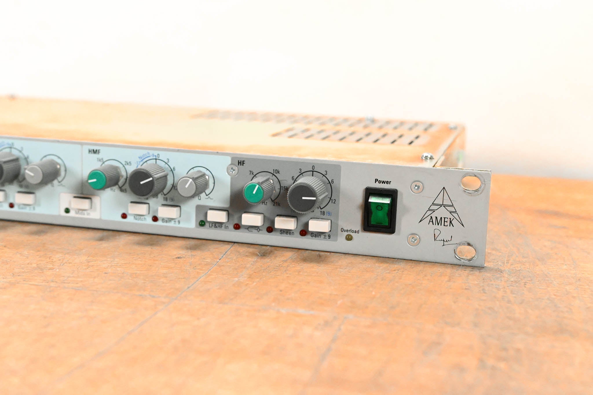 AMEK System 9098 EQ Dual-Channel Parametric EQ by Rupert Neve