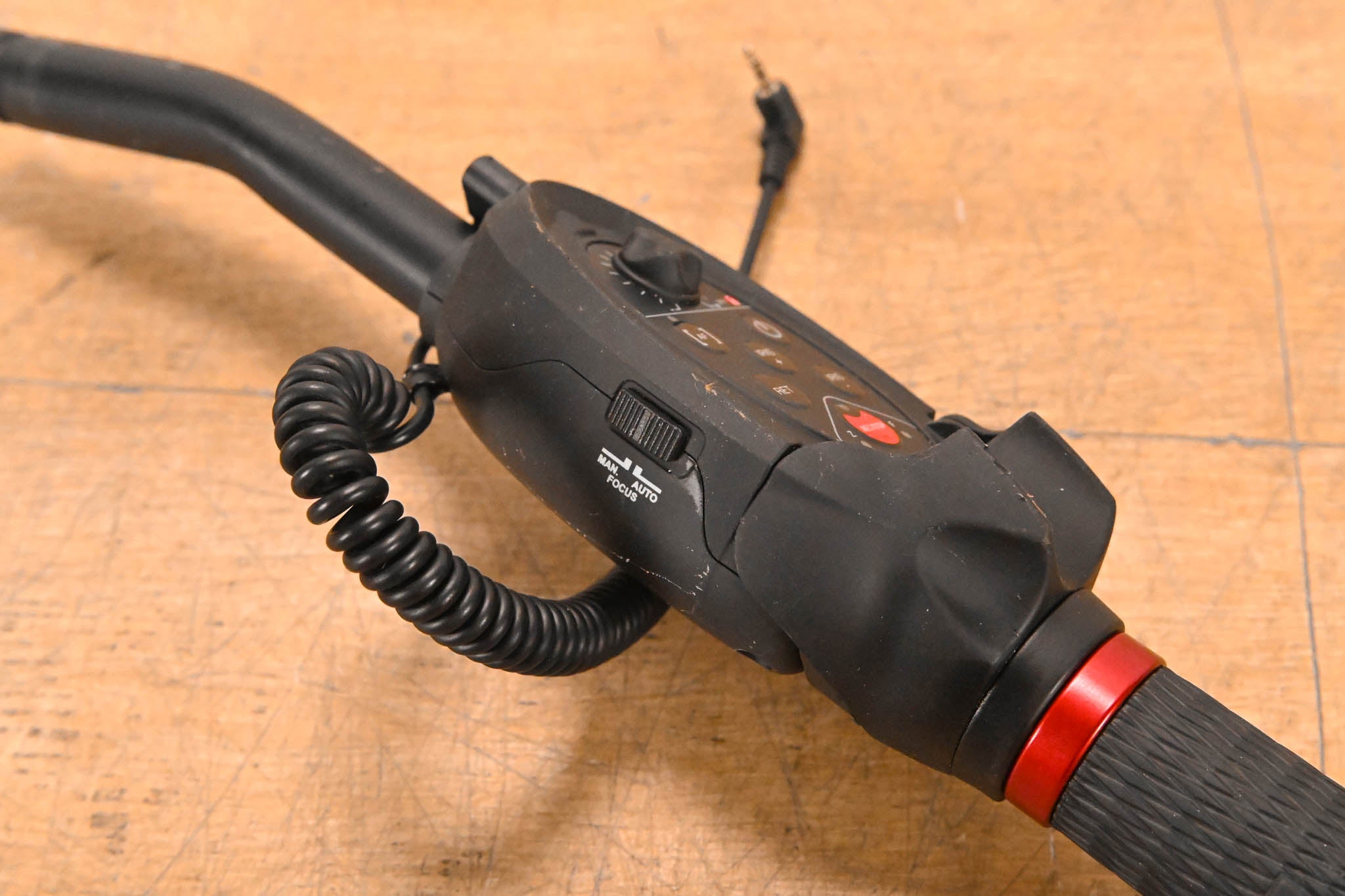 Manfrotto MVR901EPLA Pan-Bar Remote Control for Cameras with LANC