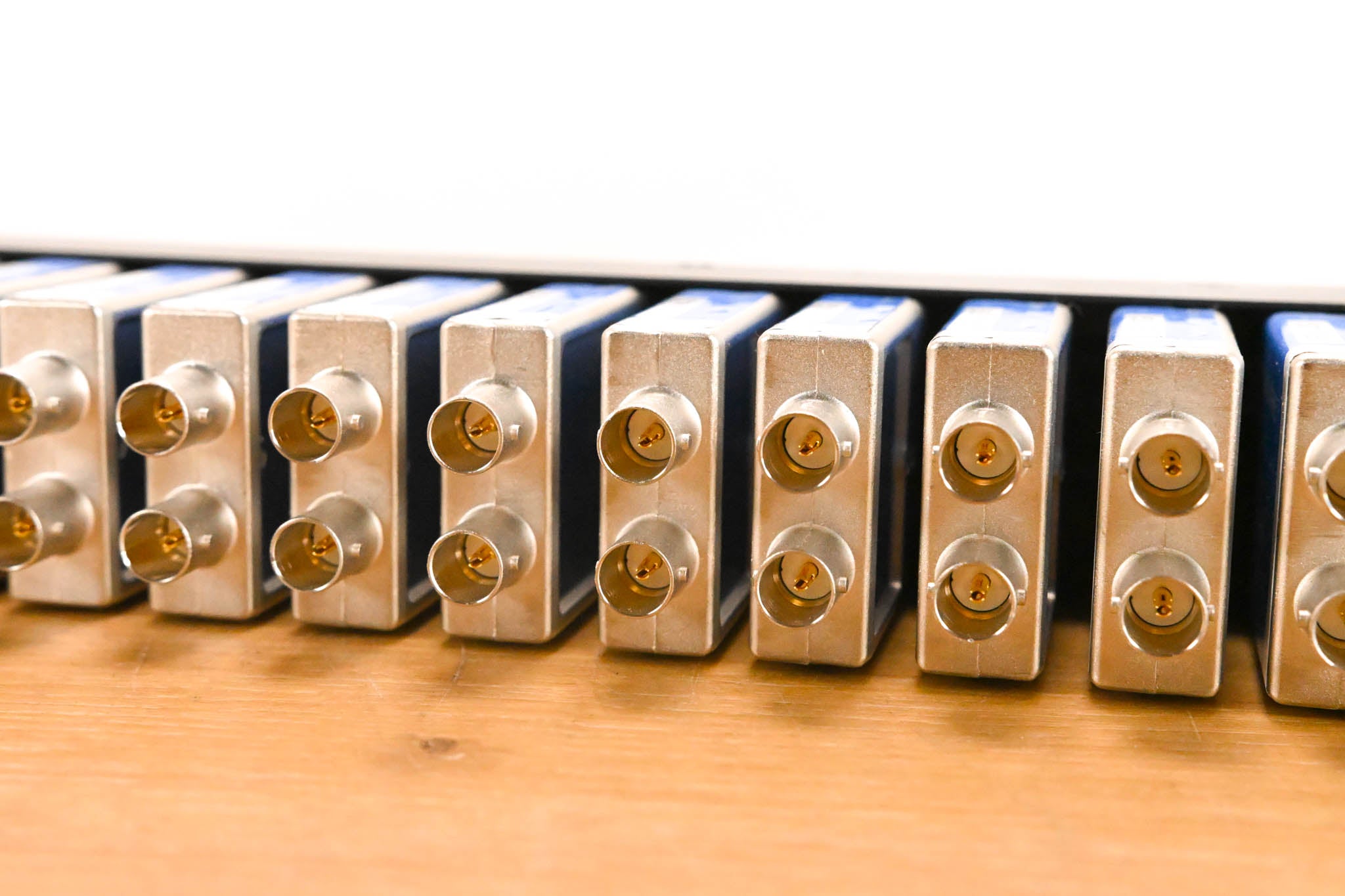 Canare 20DV 1U Normaled Video Patch Bay w/ DVJB-W 3G/HD-SDI Modules