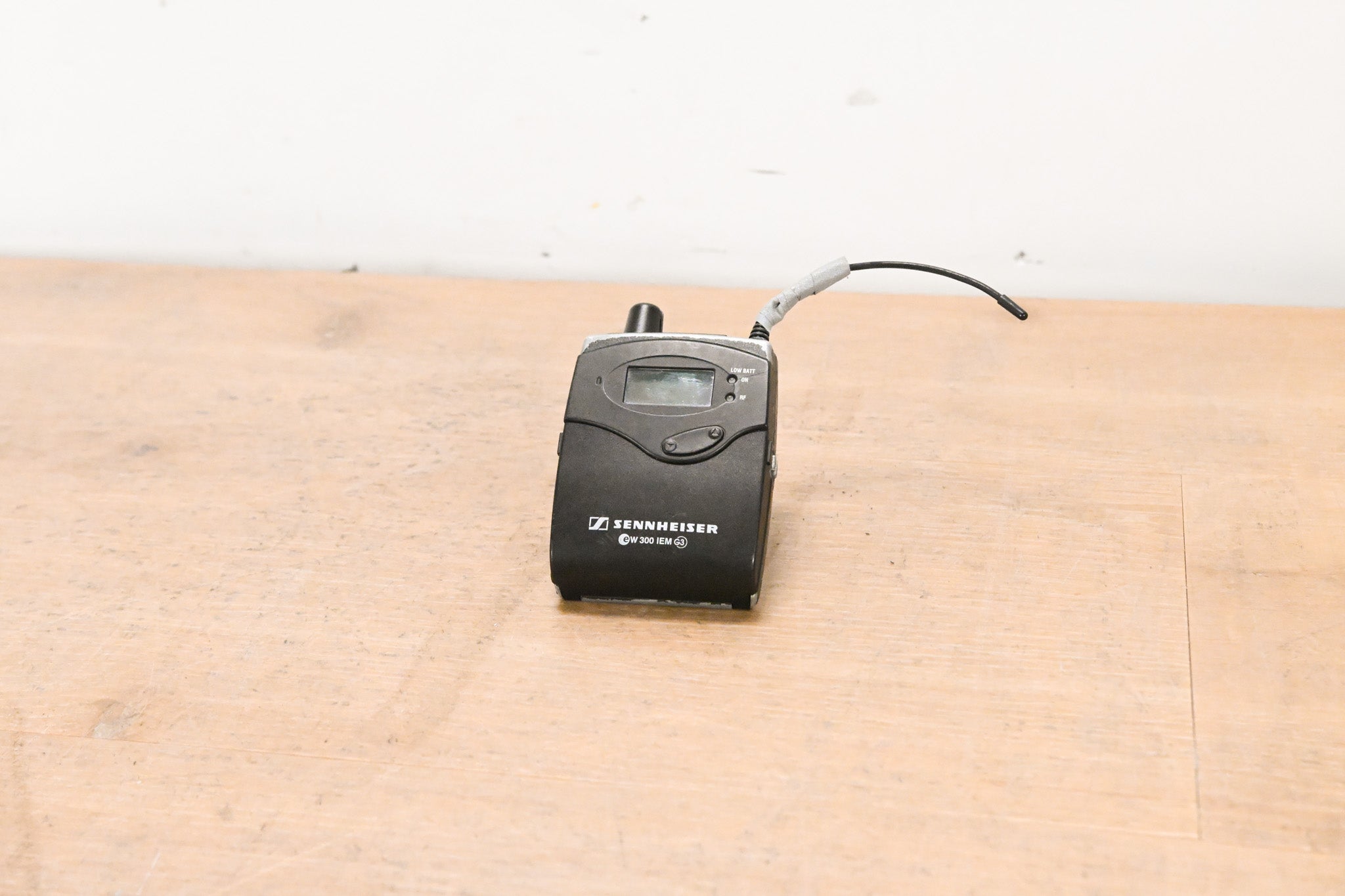 Sennheiser EK 300 IEM G3 Wireless Bodypack Receiver G Range: 566-608 MHz