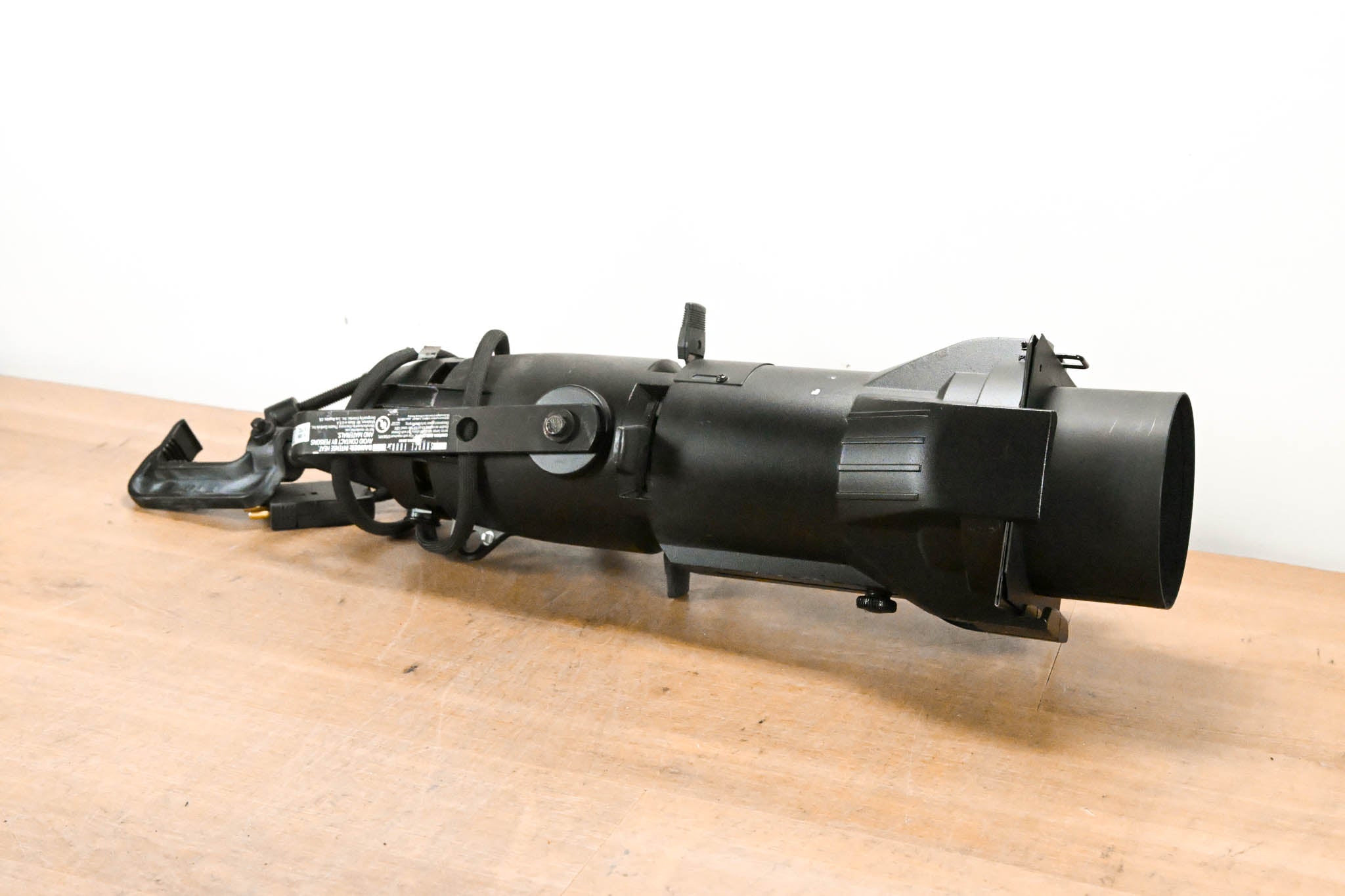 ETC Source Four Jr 26 Degree 575 Ellipsoidal Light