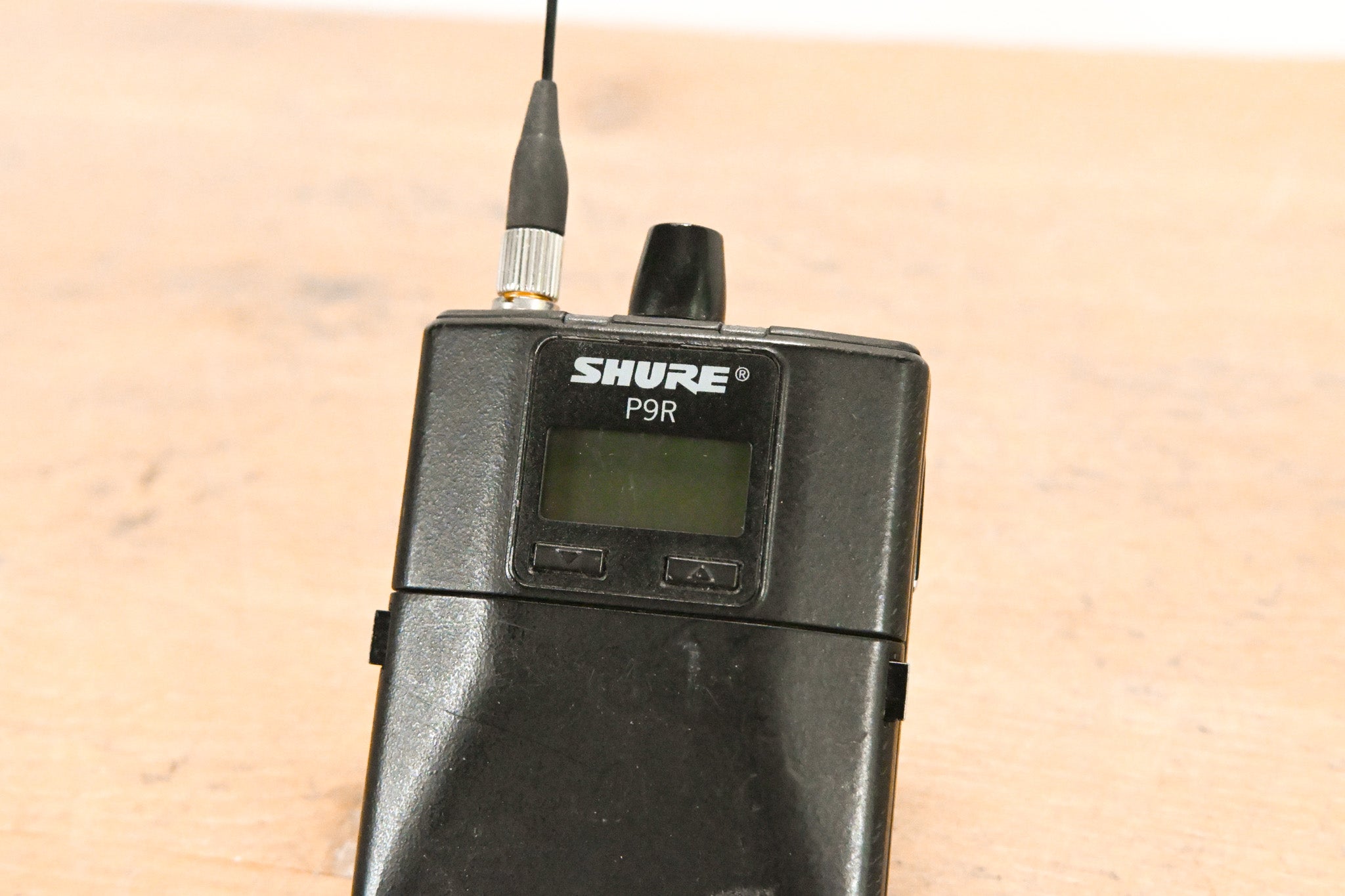 Shure PSM 900 Wireless IEM System L6 Band: 656-692 MHz (NO POWER SUPPLY)