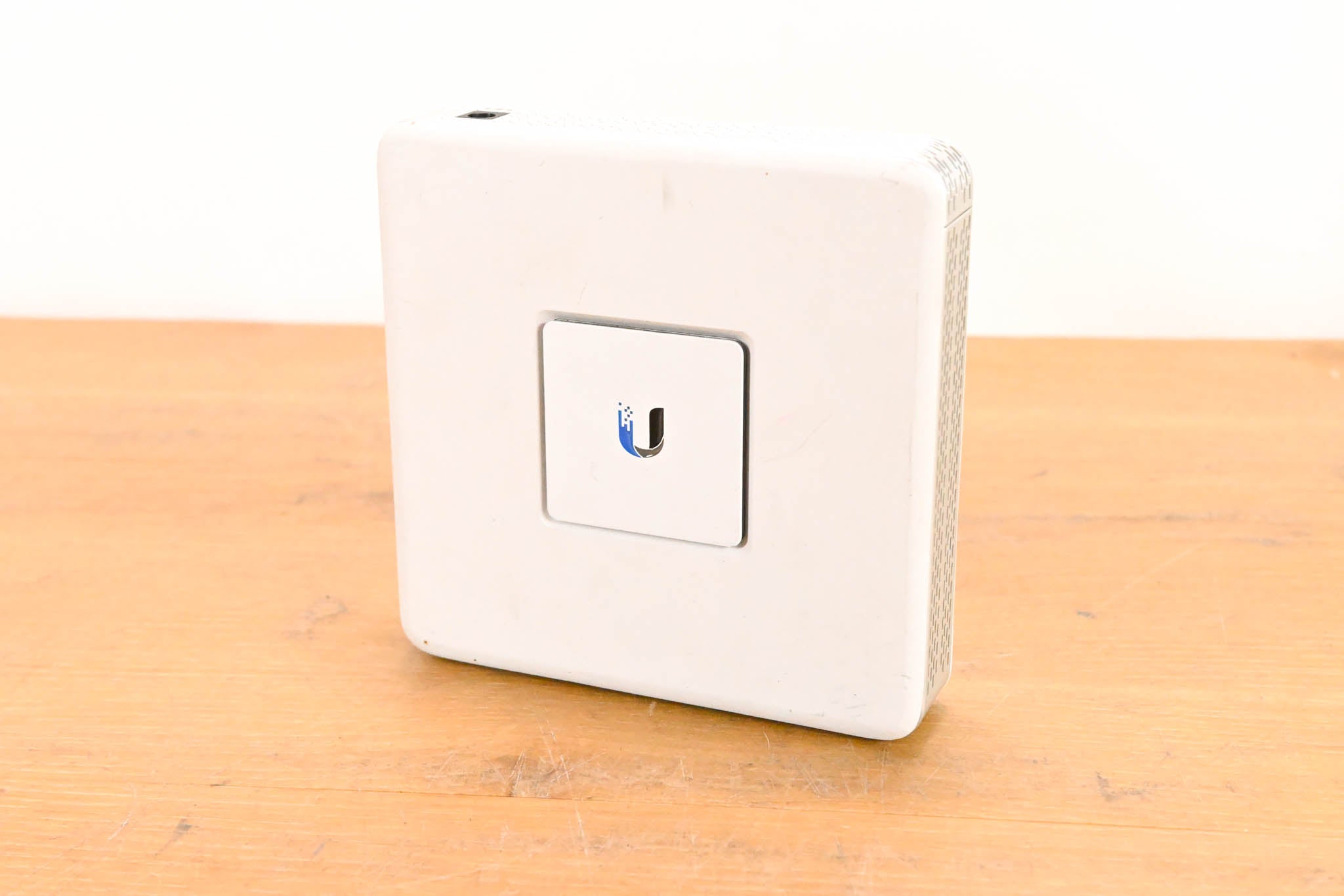 Ubiquiti Unifi USG 3-Port Gigabit Security Gateway Router (NO PSU)