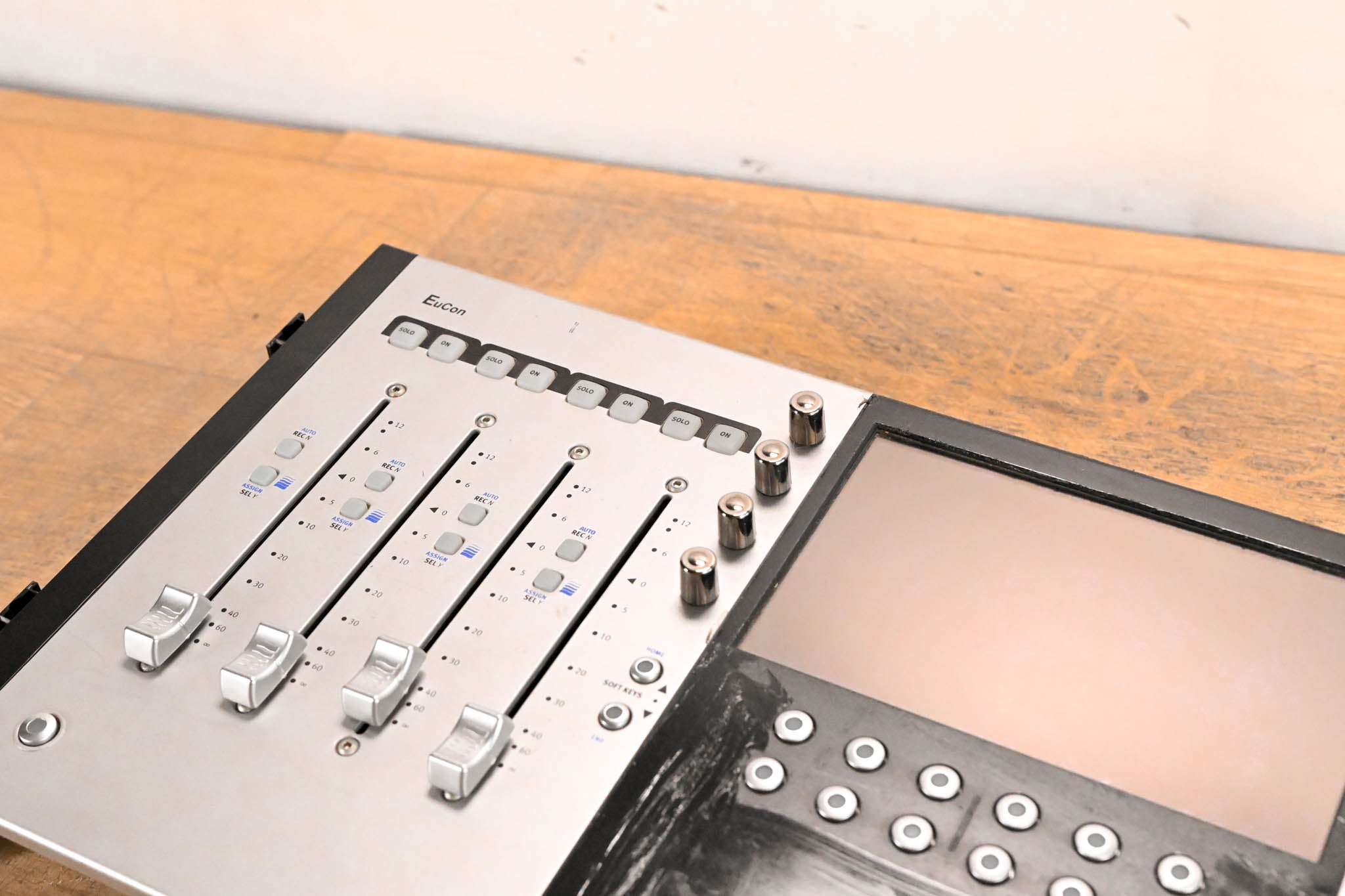 Euphonix MC Control 4-Fader Control Surface (NO POWER SUPPLY)