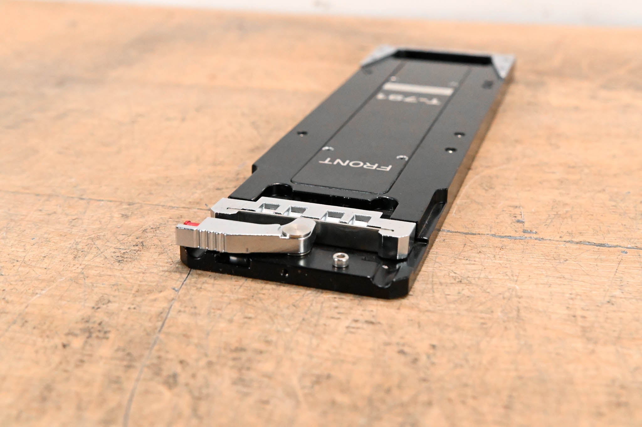 Ikegami T-791 Tripod Mounting Plate