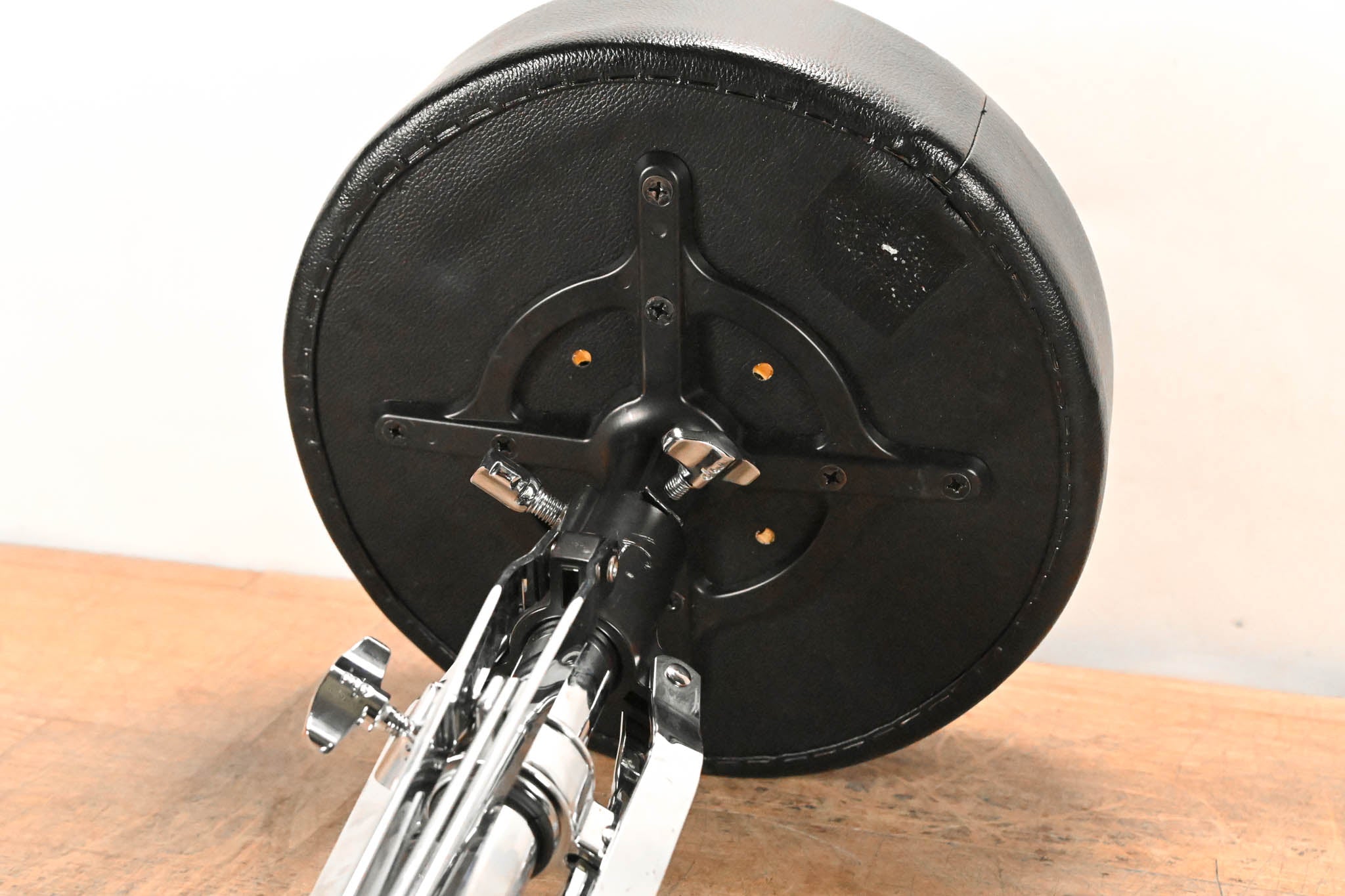 DW DWCP9100M 9000 Series Tripod Round Drum Throne w/Memory Lock