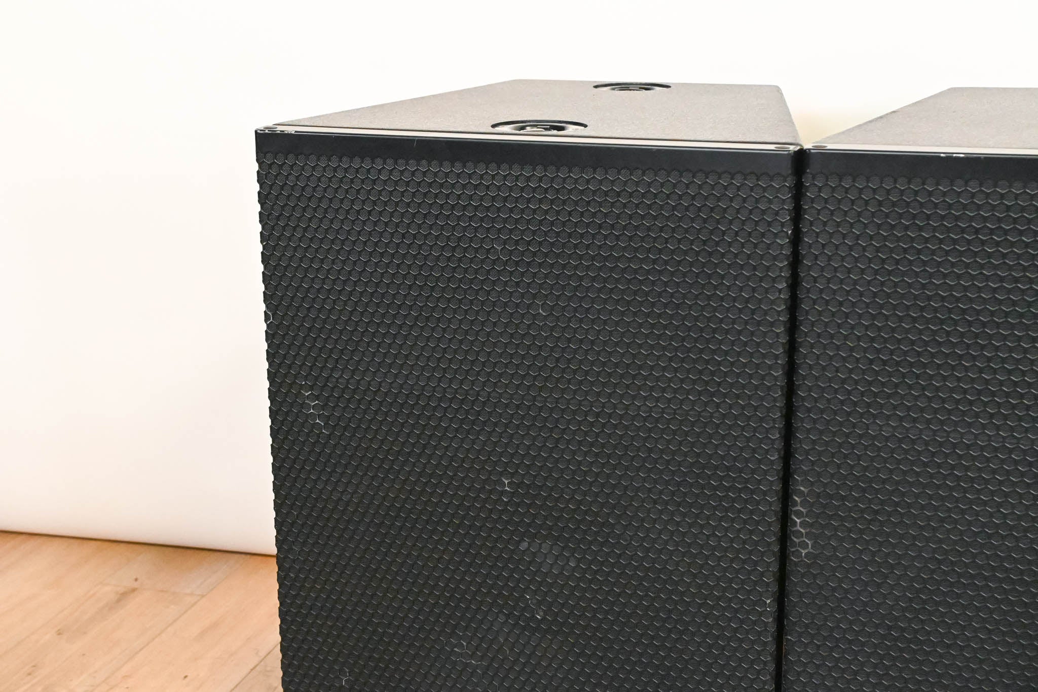 Meyer Sound CQ-2 Active Narrow Coverage Main Loudspeaker (PAIR)