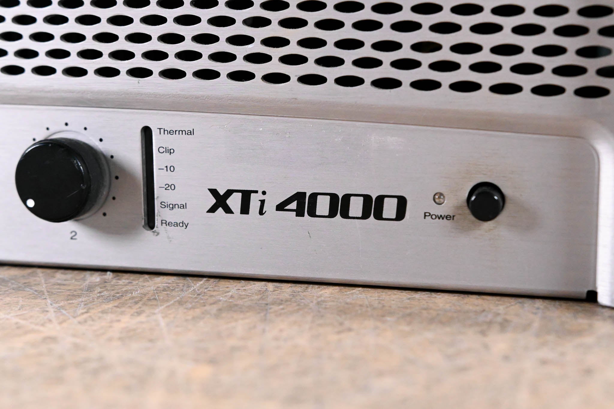 Crown XTi 4000 Stereo Power Amplifier with DSP