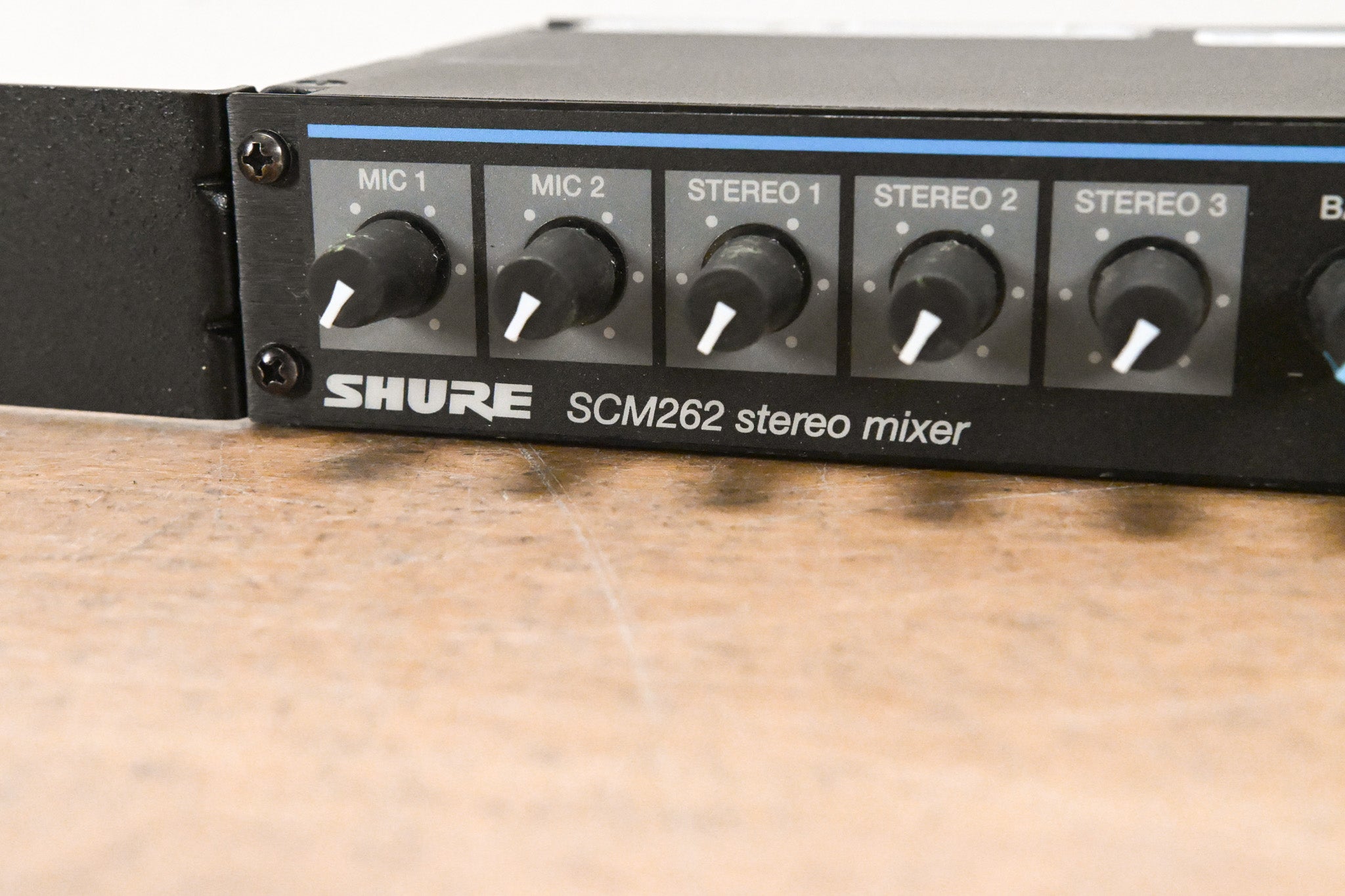Shure SCM262 Stereo Microphone Mixer
