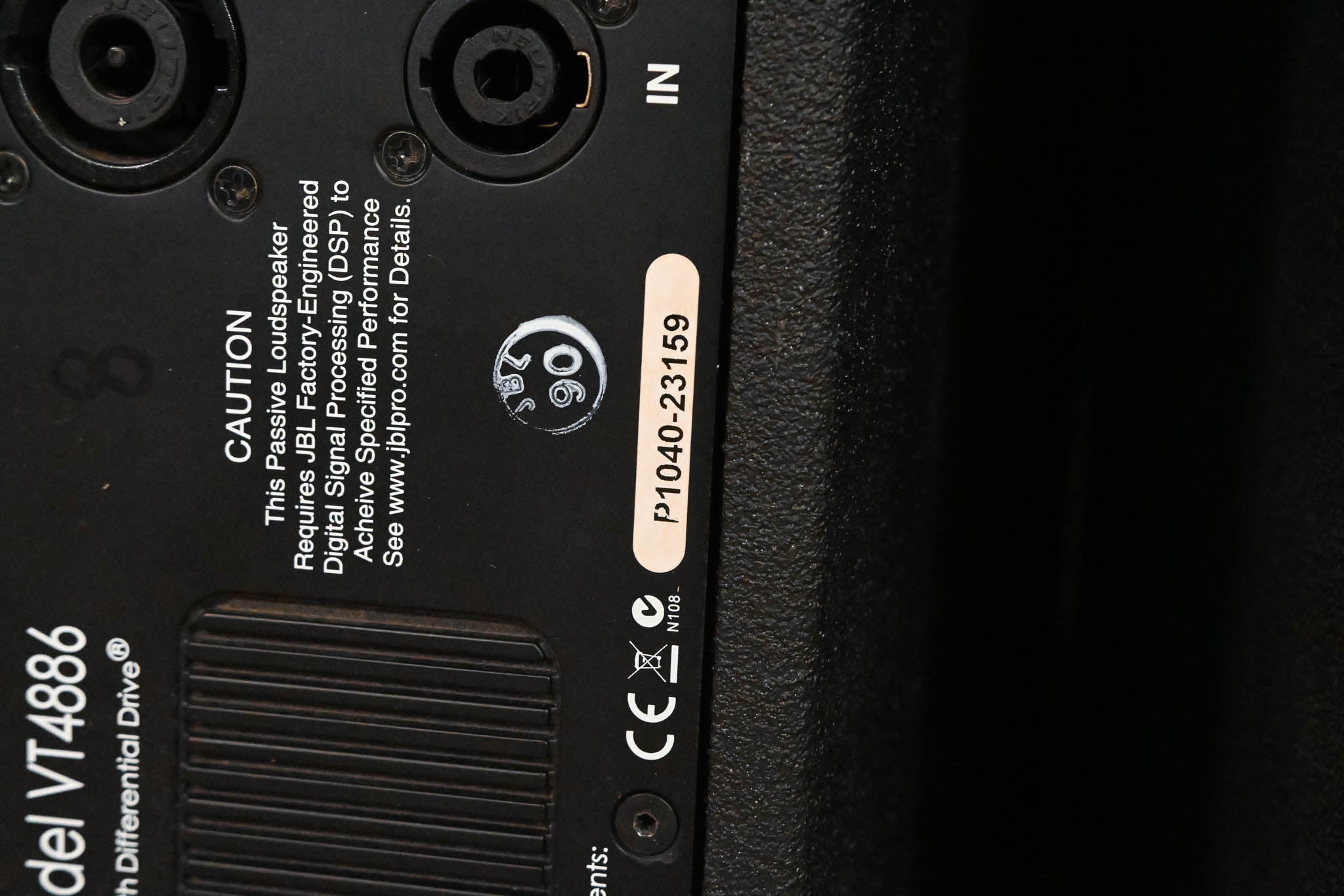 JBL VT4886 Dual 6.5" Passive Compact Line Array Loudspeakers (PAIR)