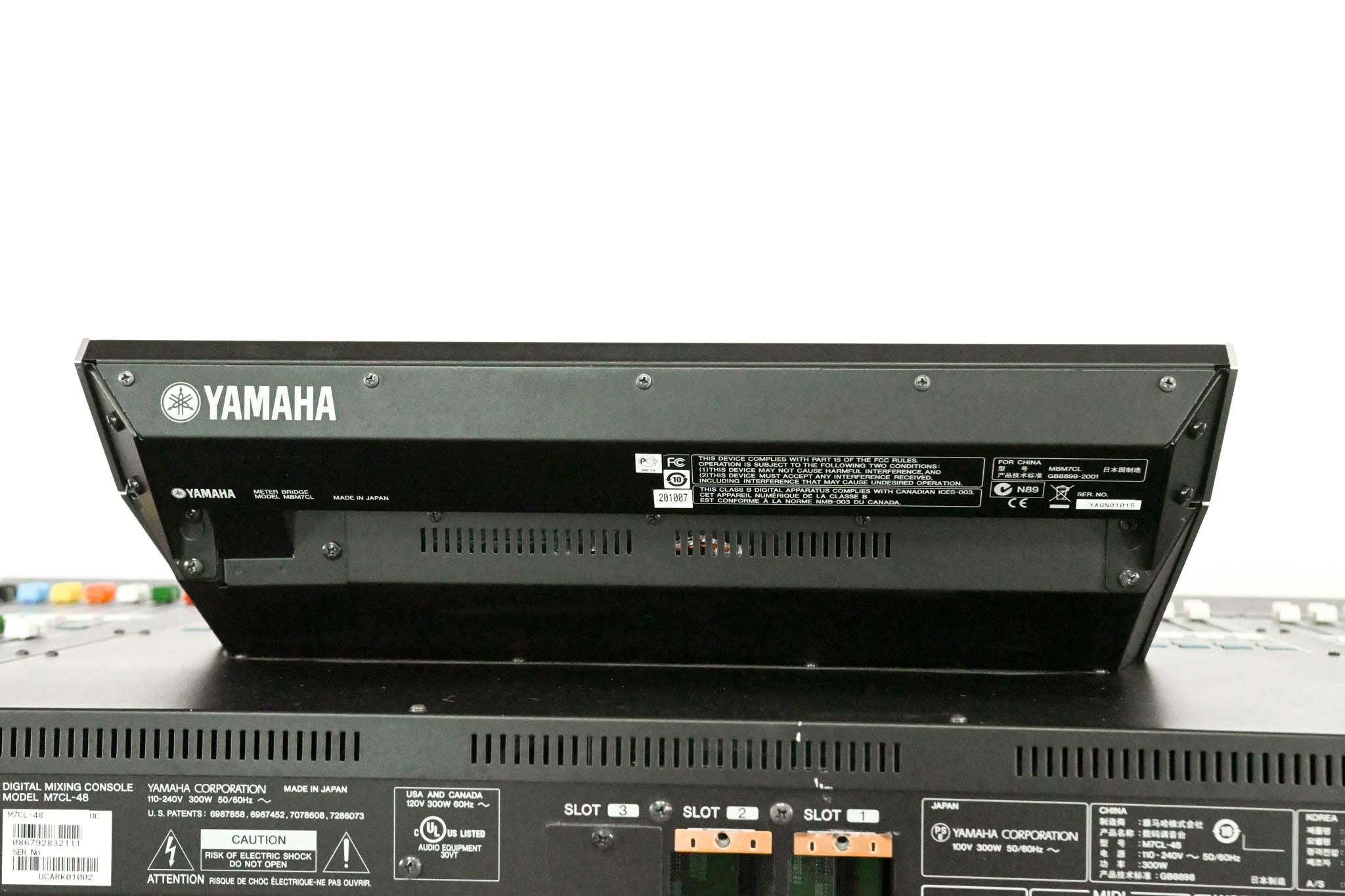 Yamaha M7CL-48 48-Channel Digital Audio Mixing Console