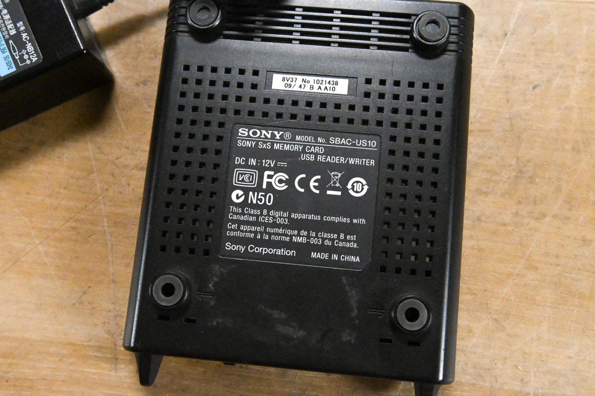 Sony SBAC-US10 SxS Memory Card USB Reader/Writer