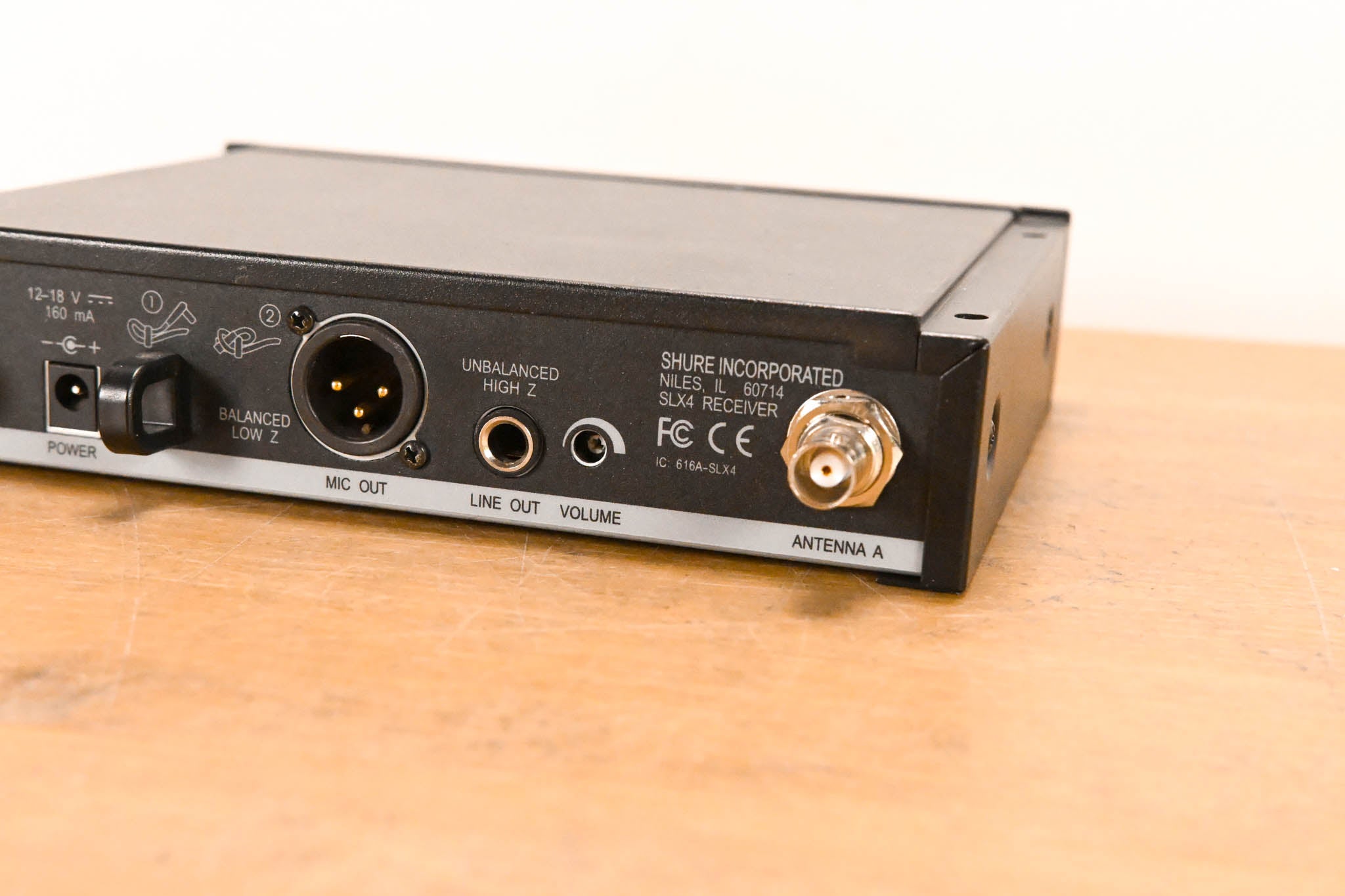 Shure SLX14-H5 Wireless Bodypack System - 518-542 MHz (NO POWER SUPPLY)
