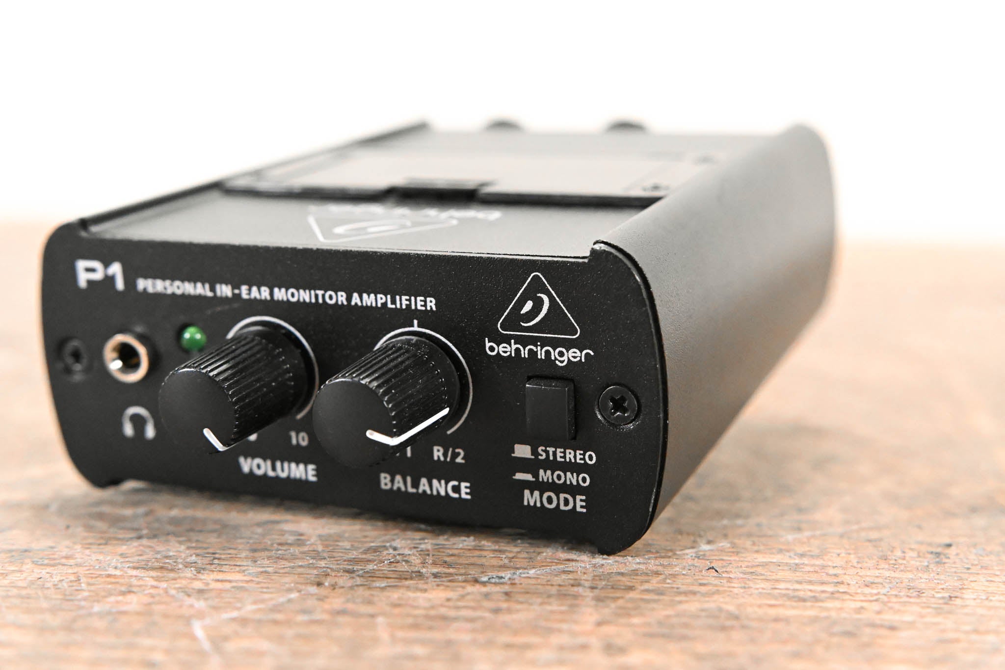 Behringer Powerplay P1 Personal In-Ear Monitor Amplifier