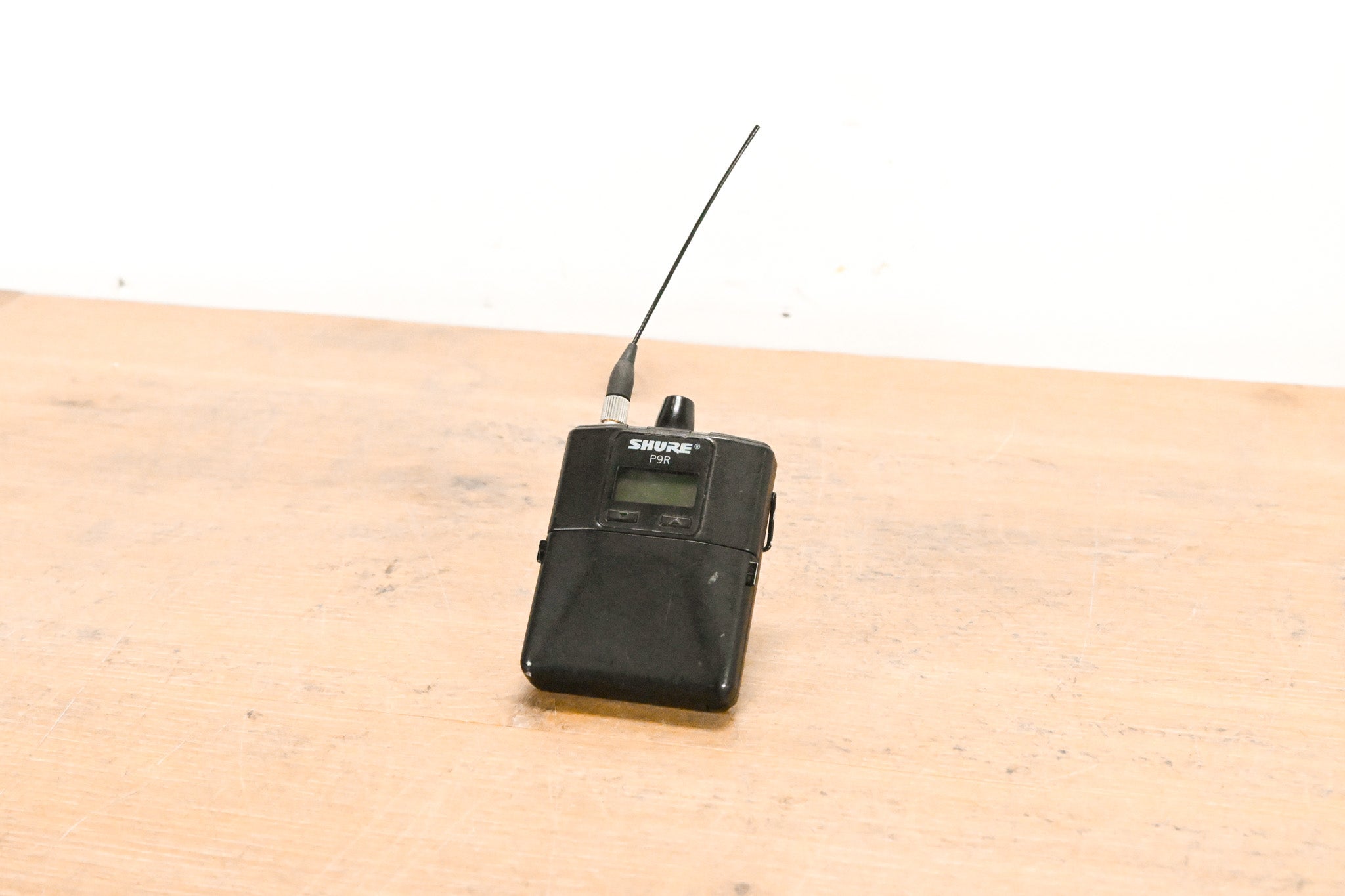 Shure PSM 900 Wireless IEM System L6 Band: 656-692 MHz (NO POWER SUPPLY)