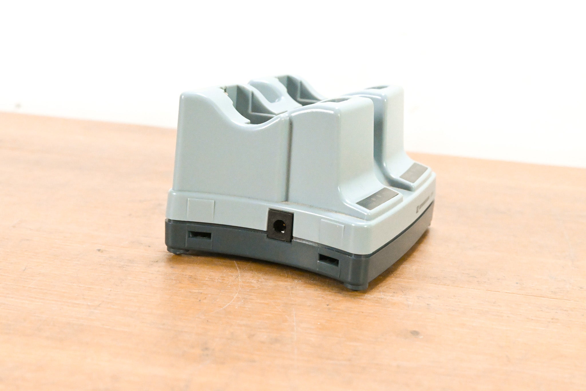 Sennheiser L 2015 Charging Station (NO POWER SUPPLY)