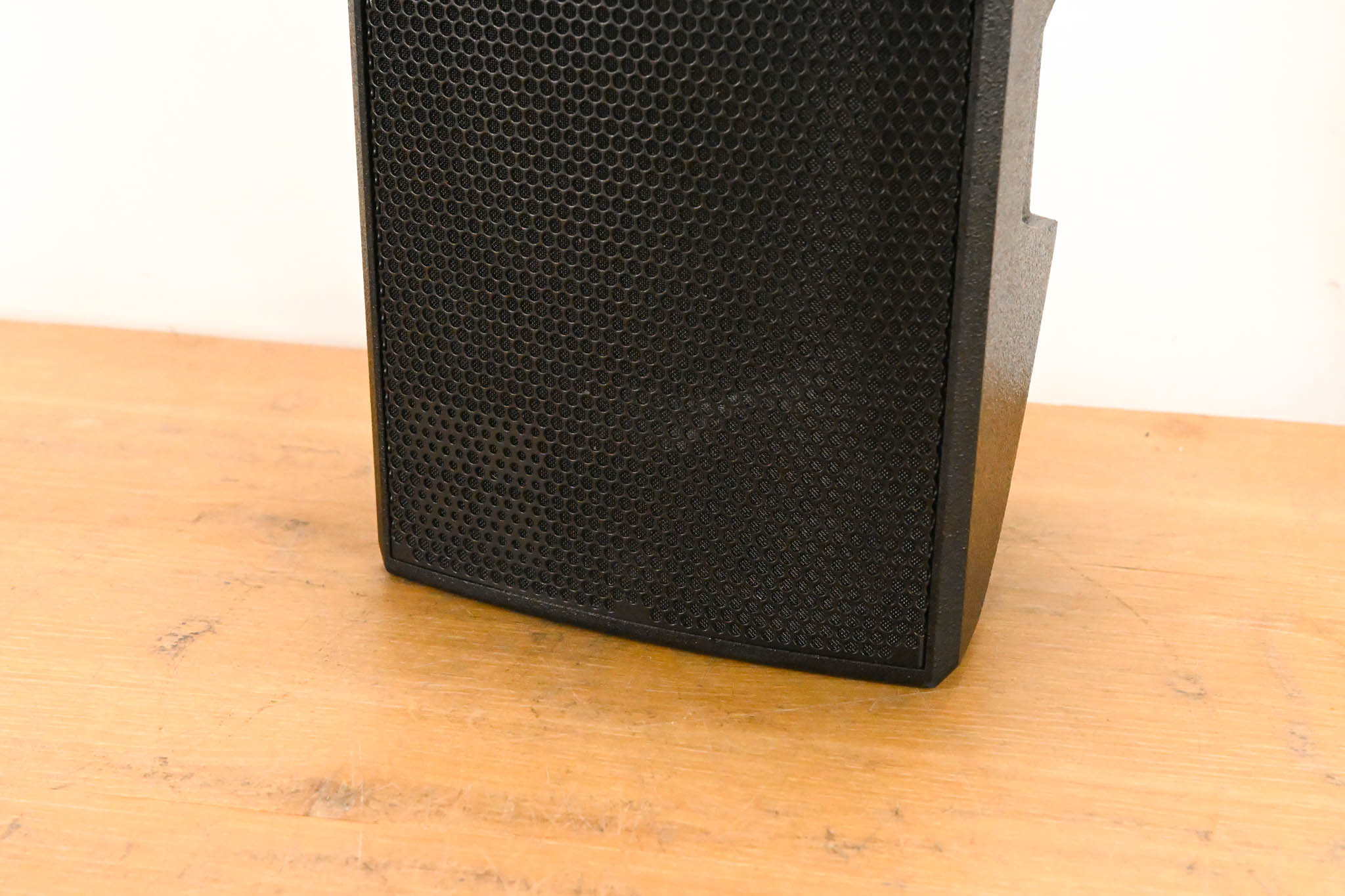 d&b audiotechnik E6 2-Way Passive Coaxial Loudspeaker
