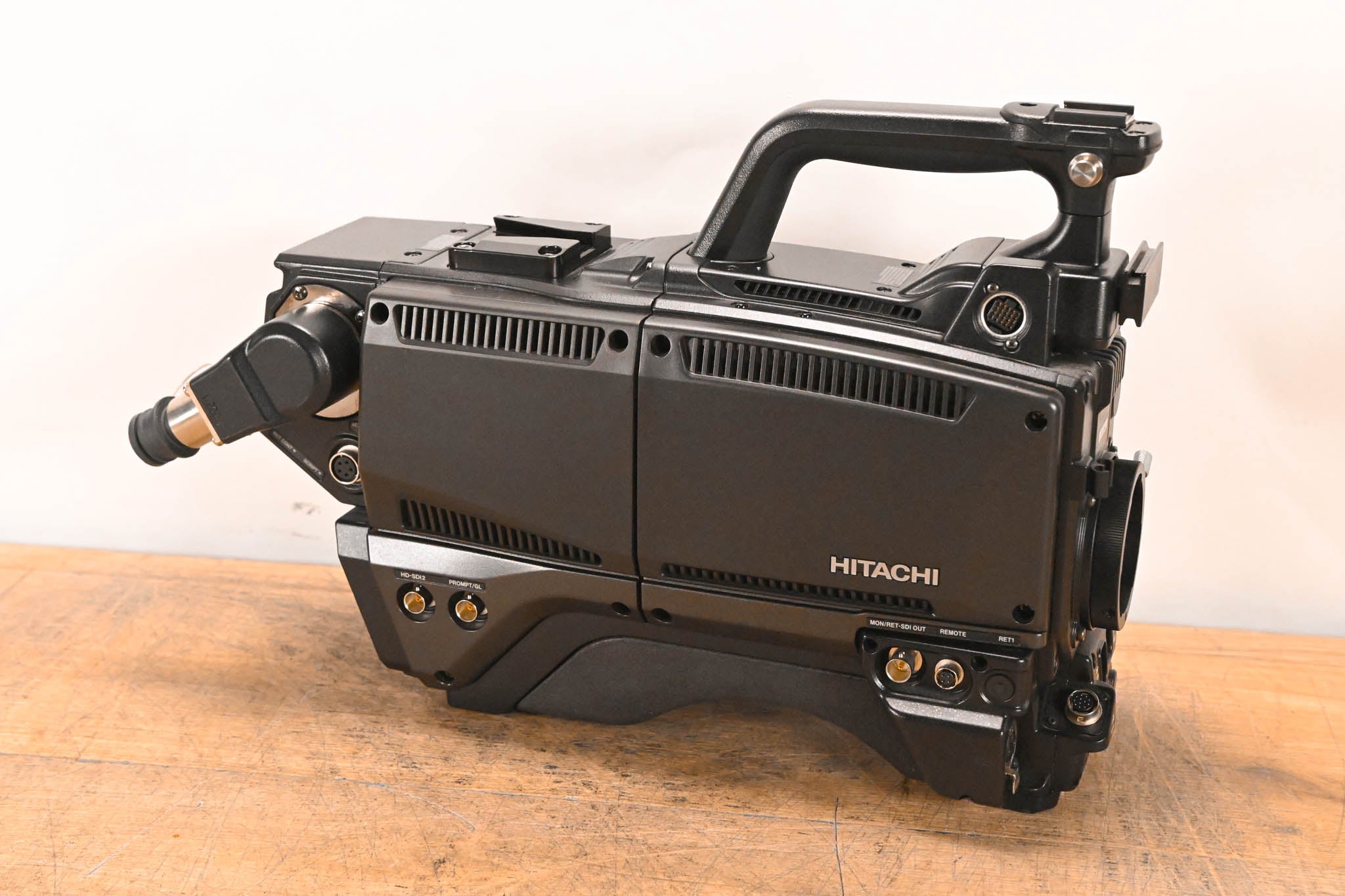 Hitachi SK-HD1000 HDTV Camera with CA-HF1000 Fiber Camera Adapter