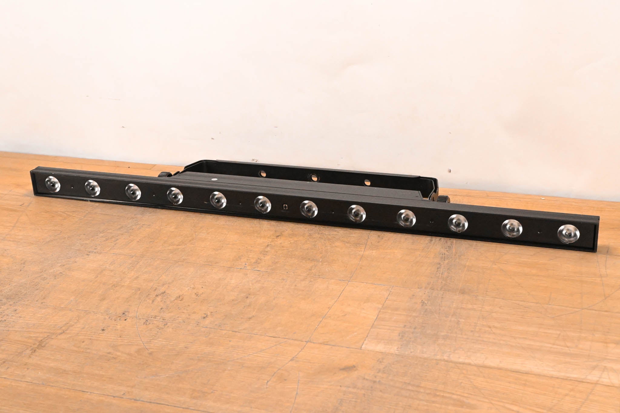 Chauvet COLORband T3USB Linear RGB Wash Light