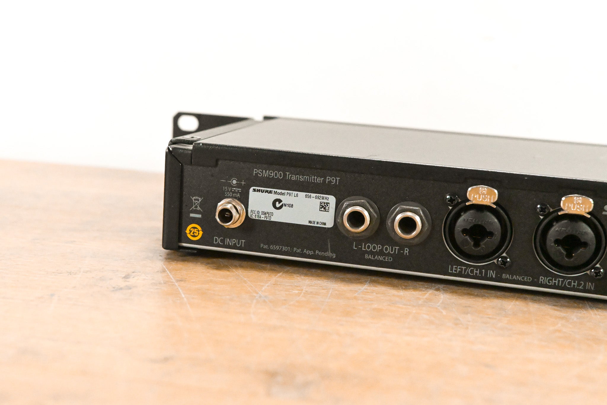 Shure PSM 900 Wireless IEM System L6 Band: 656-692 MHz (NO POWER SUPPLY)