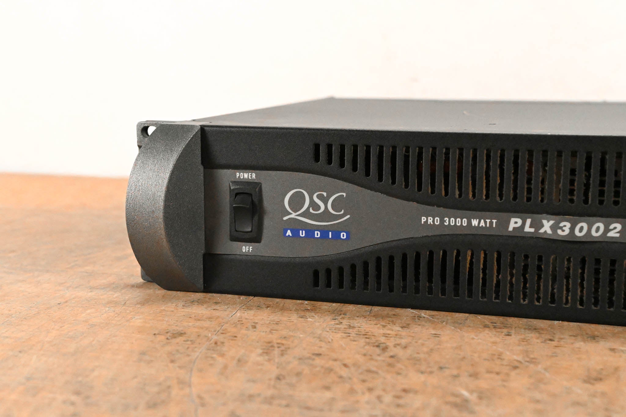 QSC PLX3002 2-Channel Power Amplifier