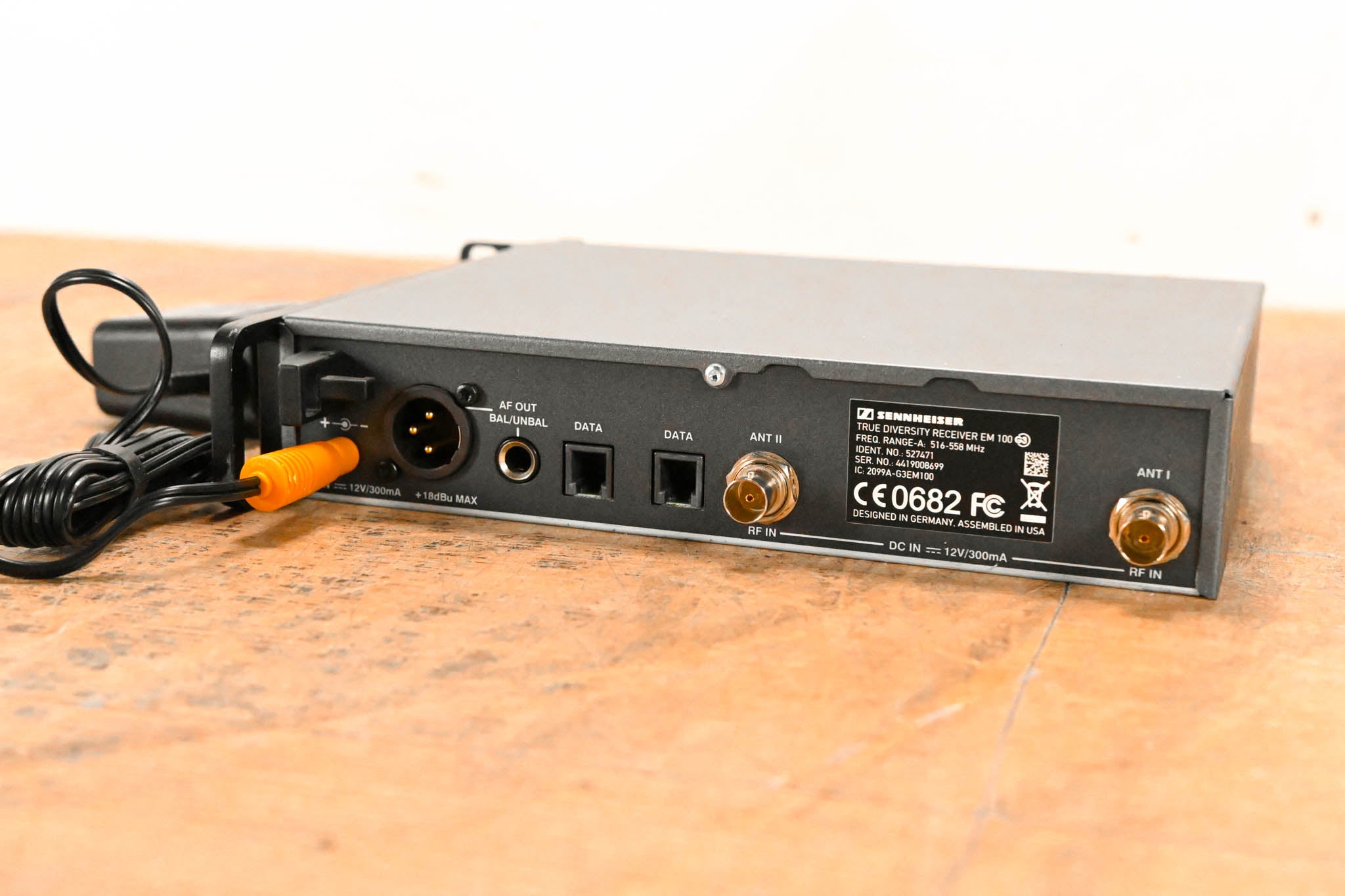 Sennheiser EM 100 G3 Wireless Receiver - A Range: 516-558 MHz