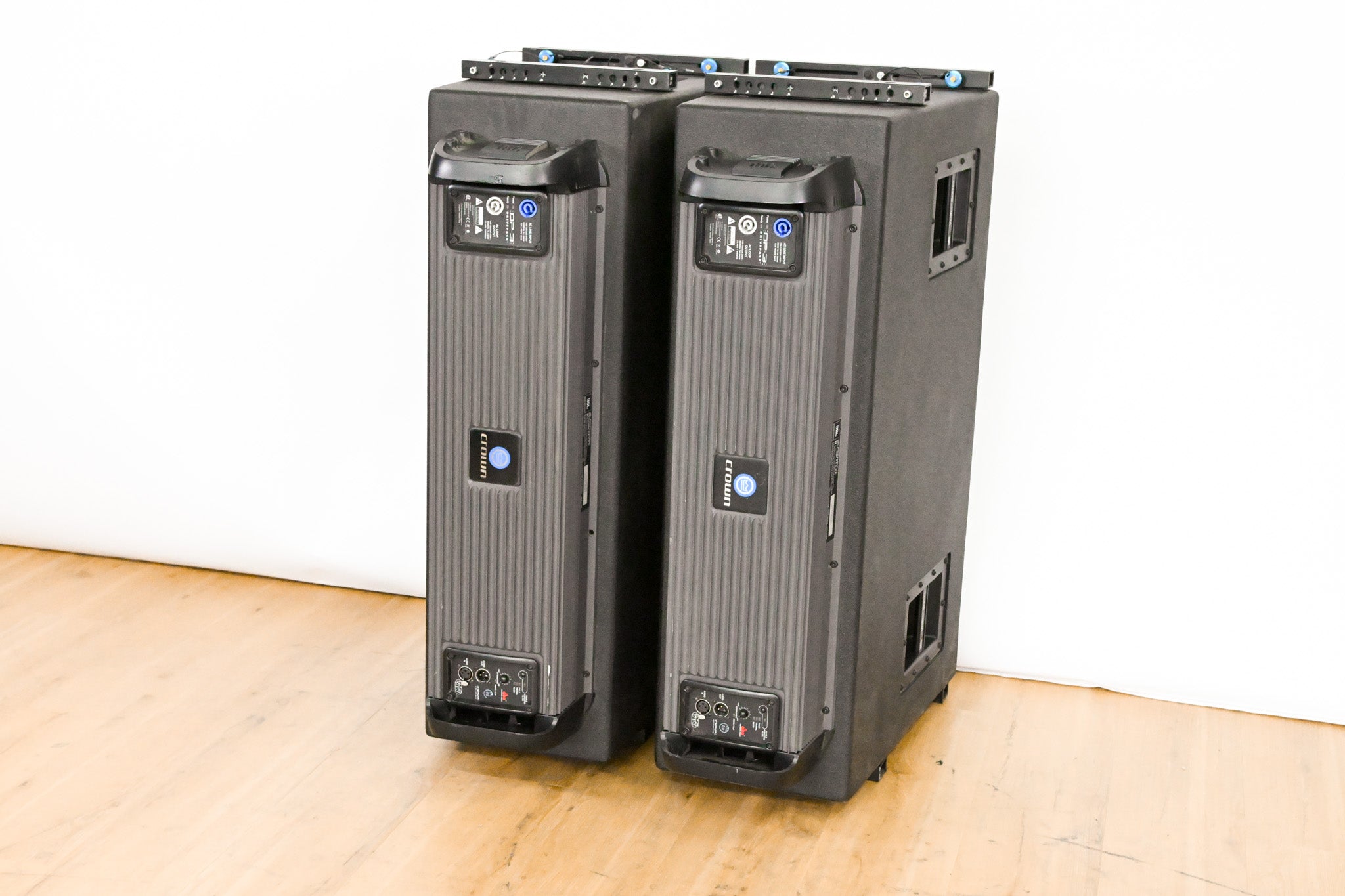JBL VT4888DP Powered 3-Way Line Array Speaker (PAIR)