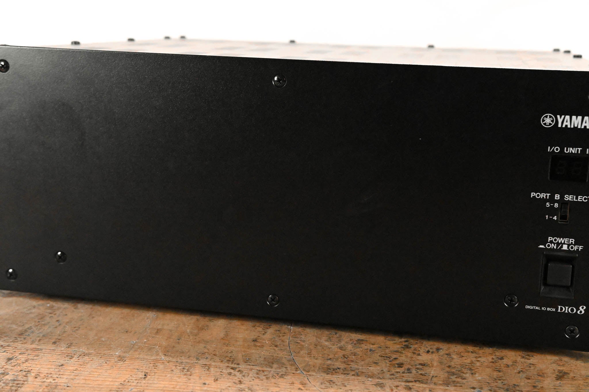 Yamaha DIO8 Digital I/O Box with 4 AES/EBU Cards