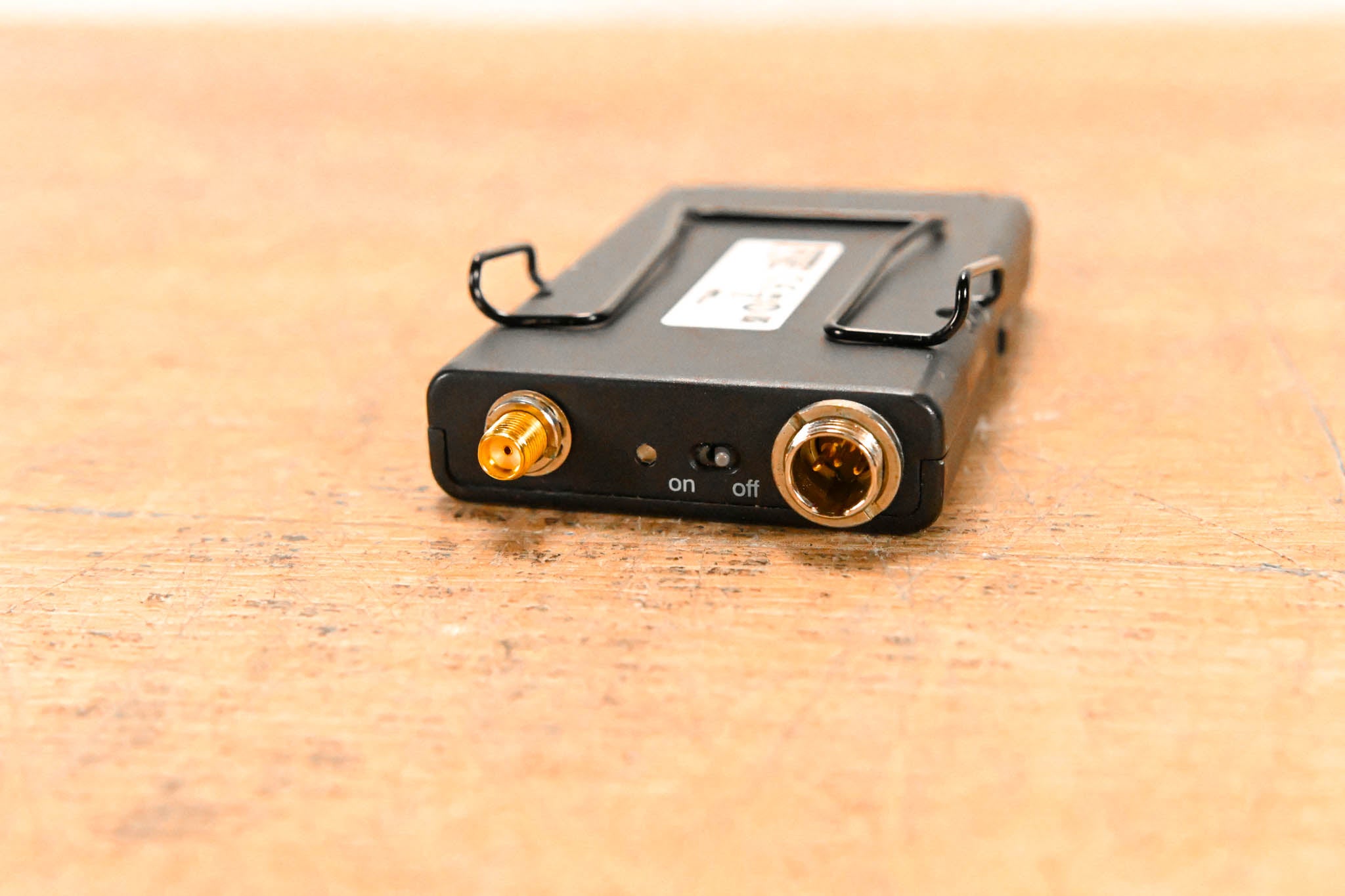 Shure UR1 Wireless Bodypack Transmitter - J5 Band: 578-638 MHz