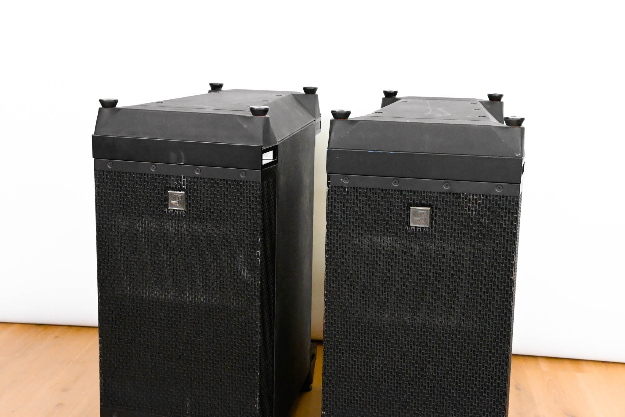 Electro-Voice (EV) X2-212/90 12" Vertical Line Array Loudspeaker (PAIR)