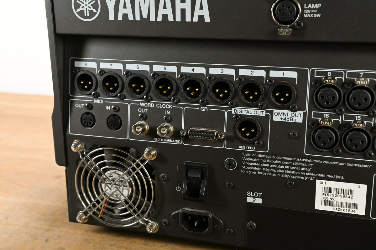 Yamaha QL1 16-Input / 8-Output Digital Mixing Console