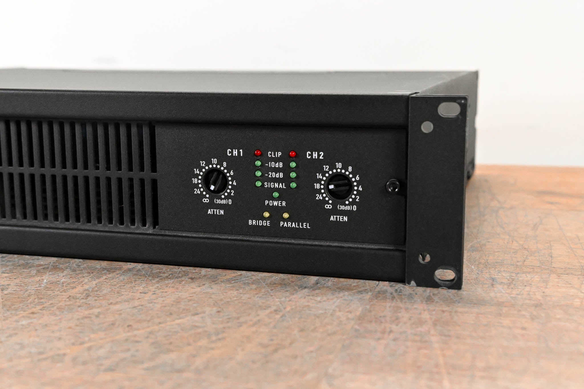 QSC CX302 2-Channel Power Amplifier