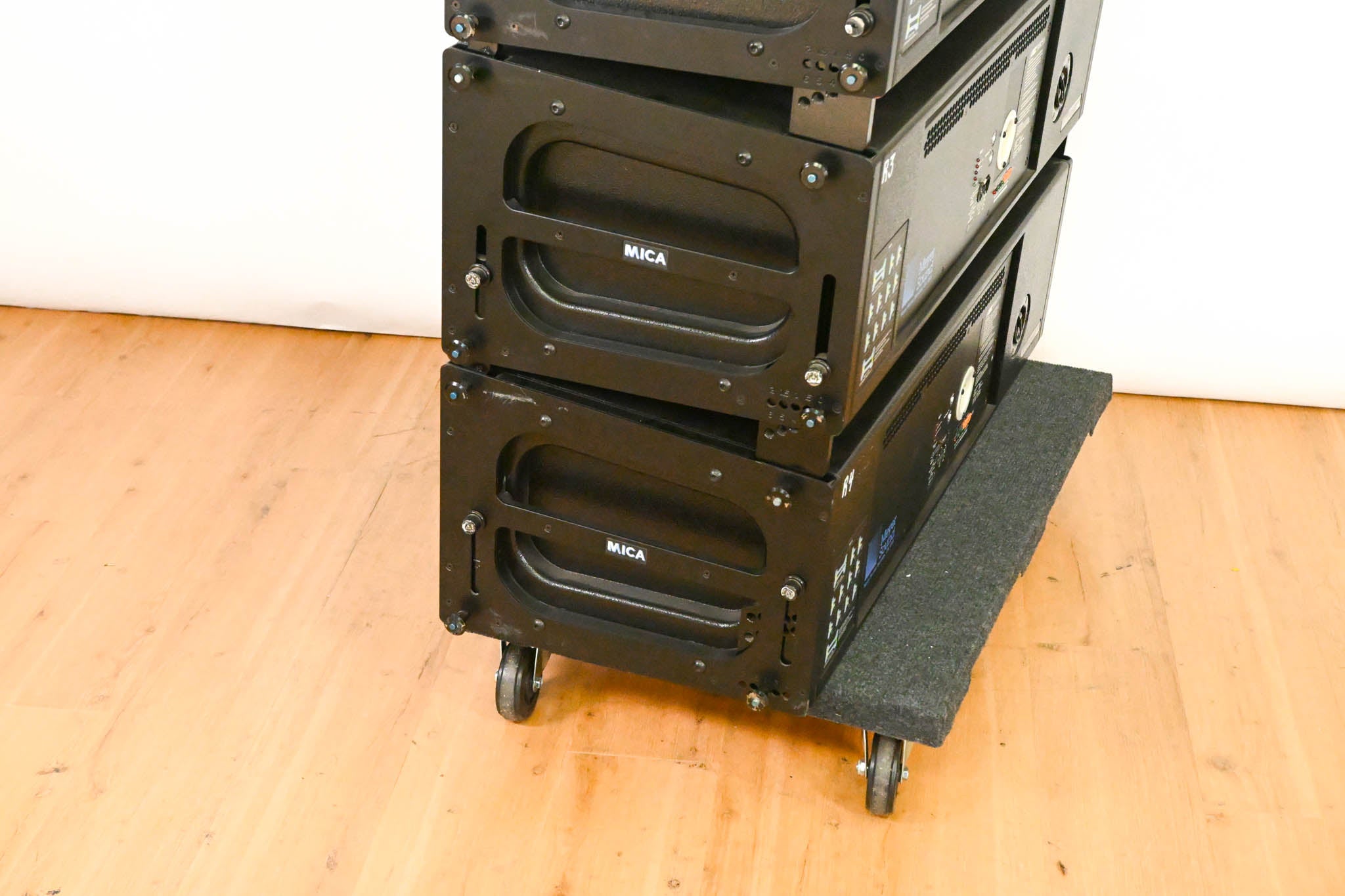 Meyer Sound MICA Active Line Array Loudspeaker Pack of 4